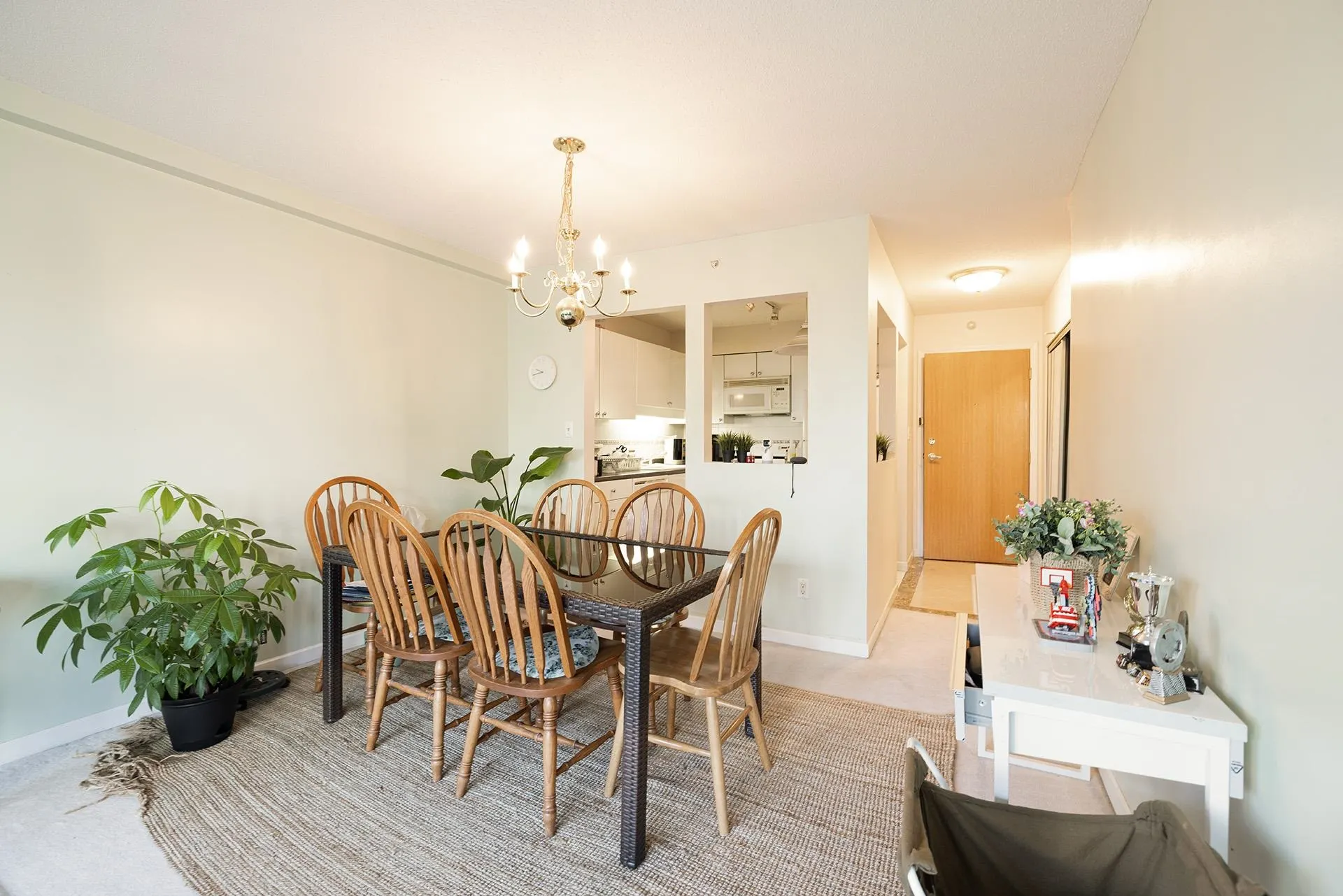 8238 Saba Road #5xx