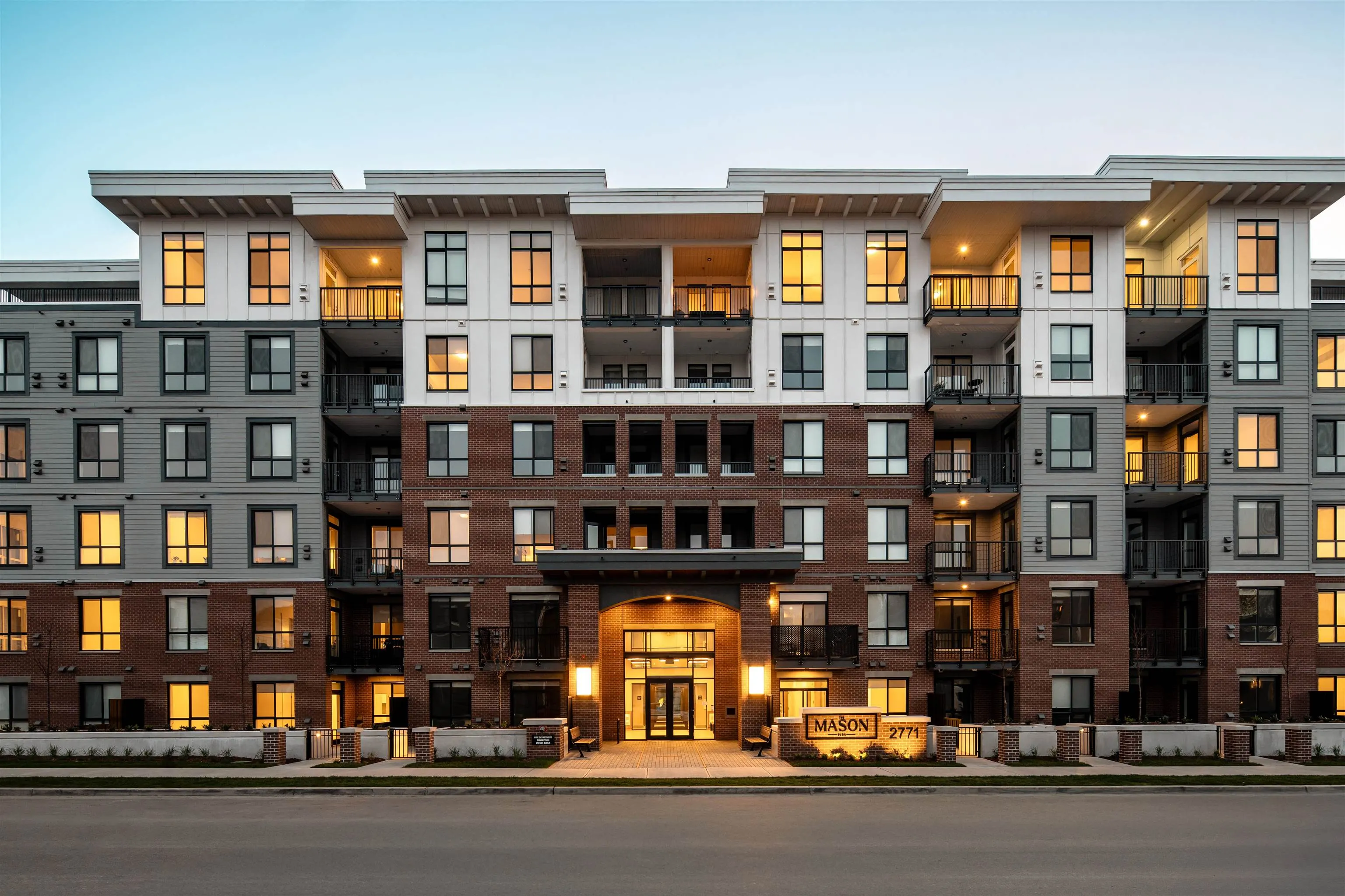 2771 Montrose Avenue #110