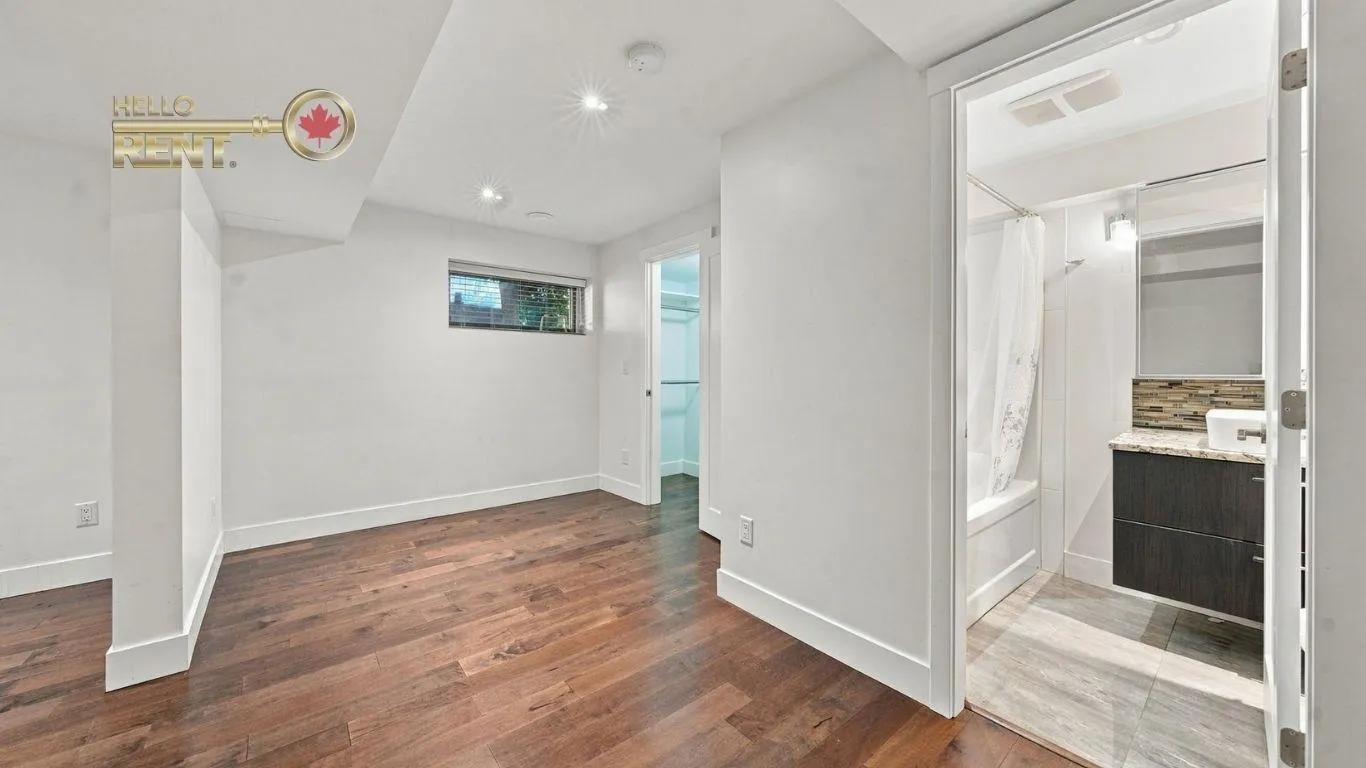 458 Northcliffe Crescent