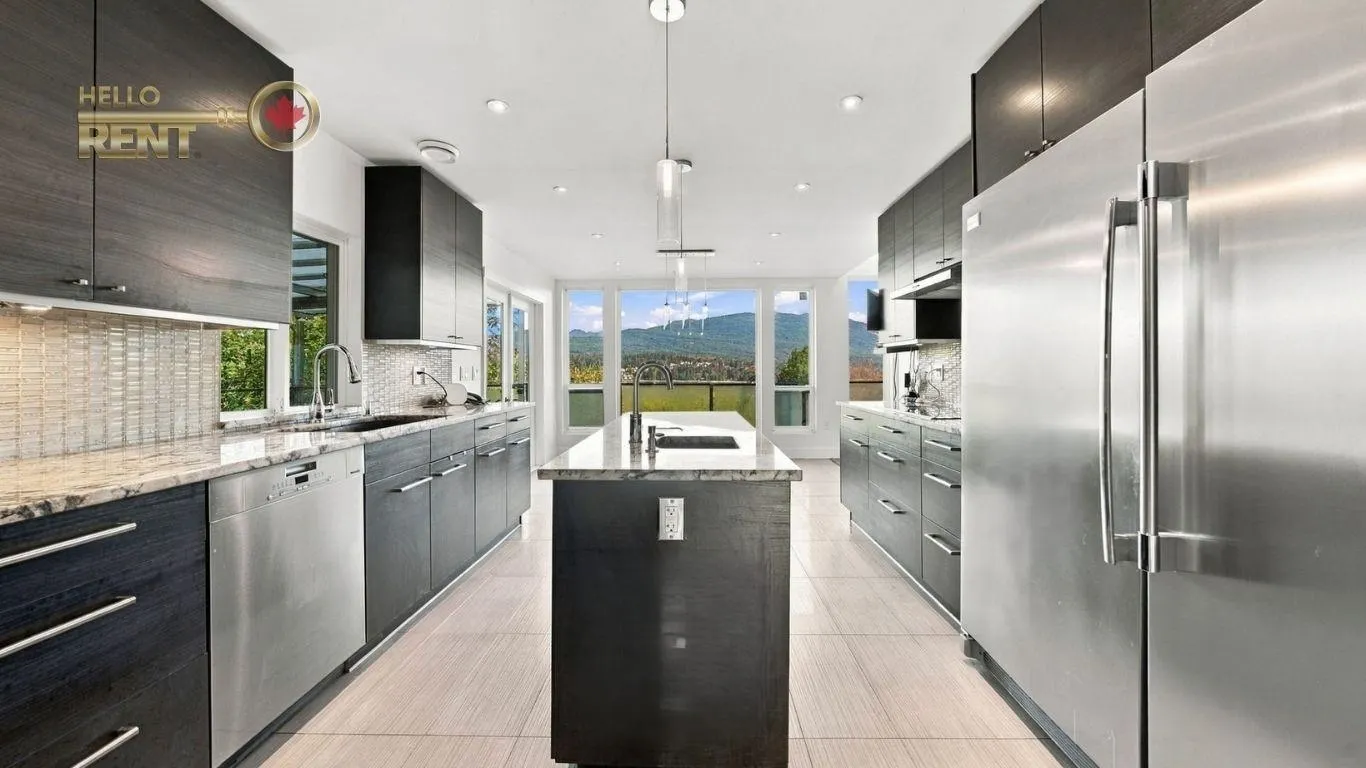 458 Northcliffe Crescent