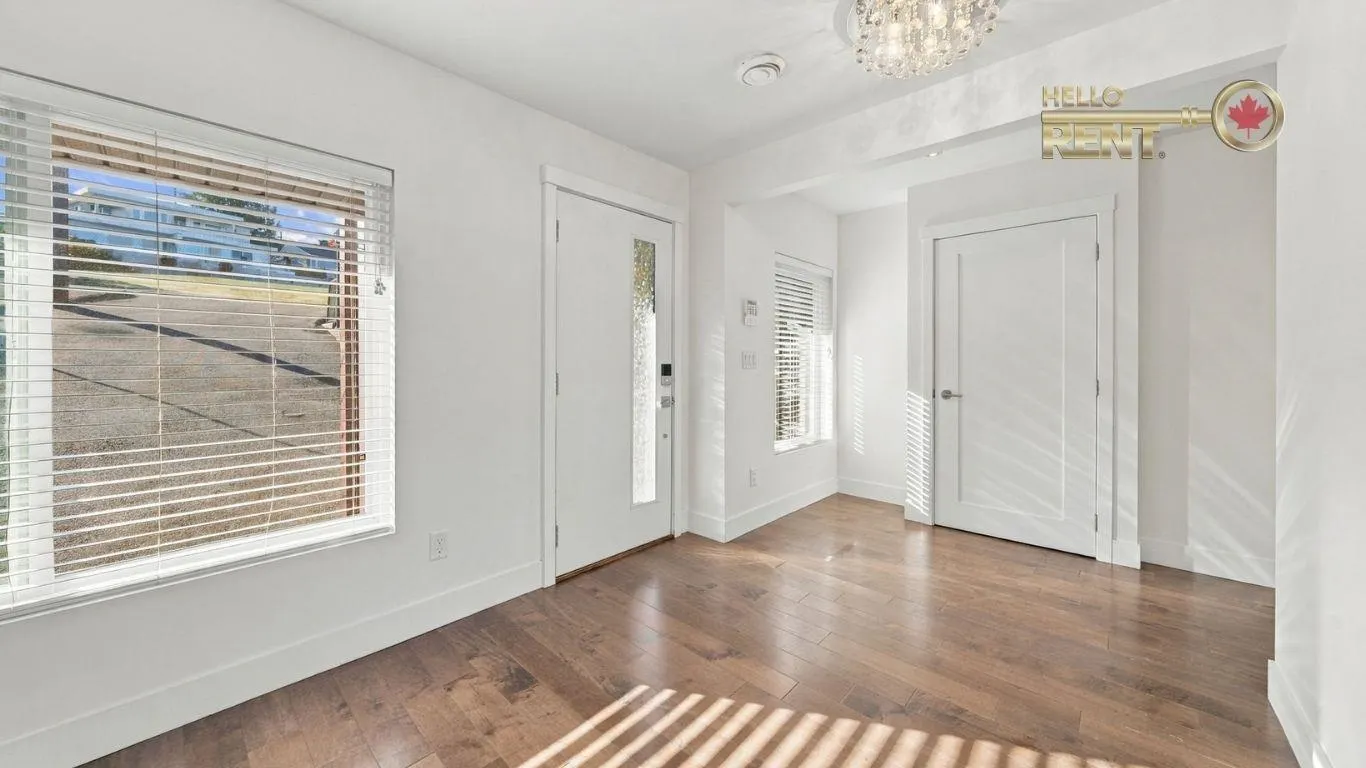 458 Northcliffe Crescent