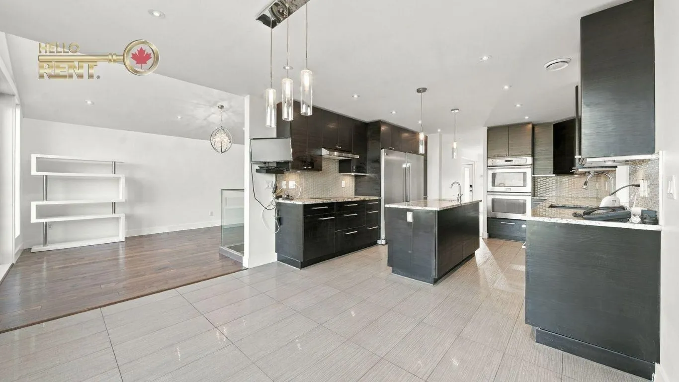 458 Northcliffe Crescent