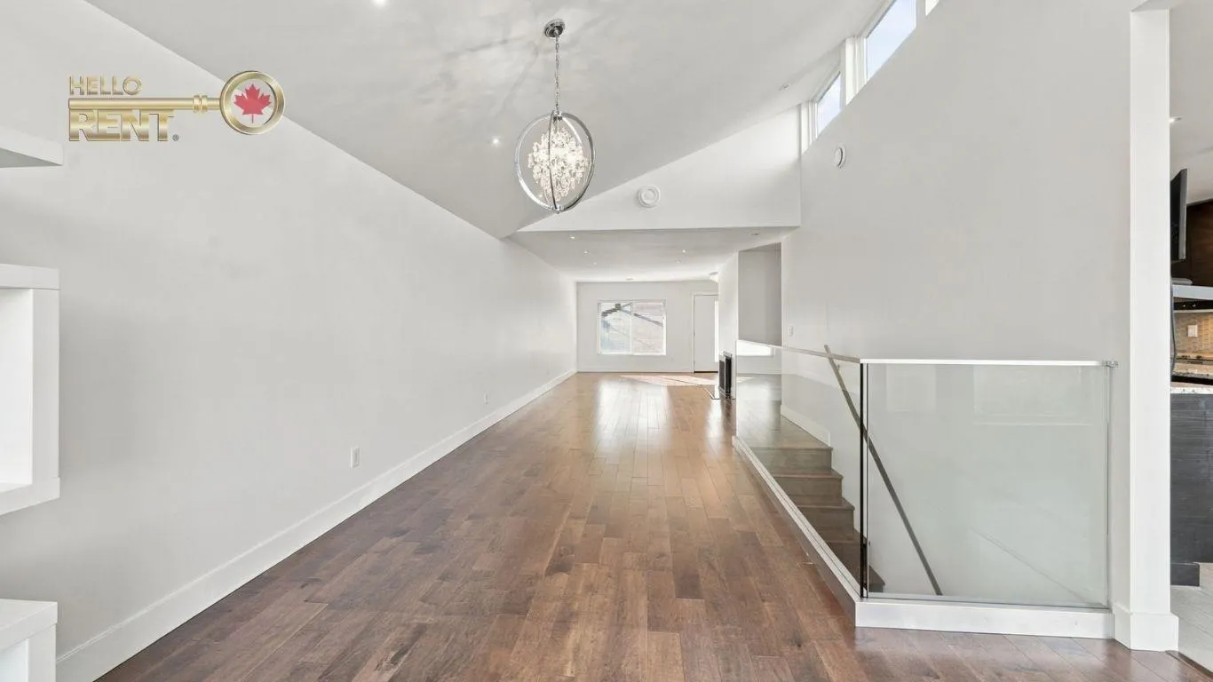 458 Northcliffe Crescent