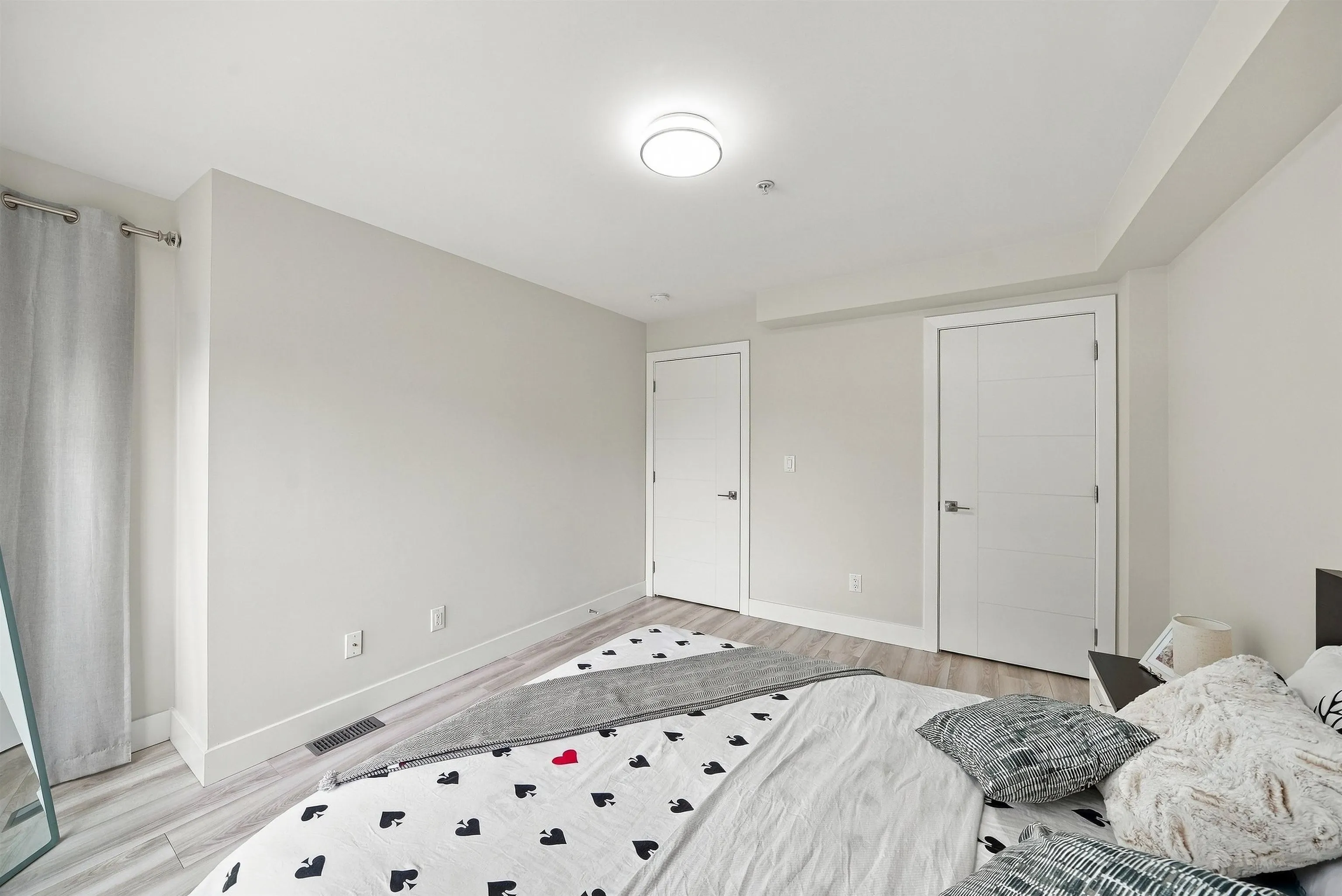 19631 55a Avenue #31