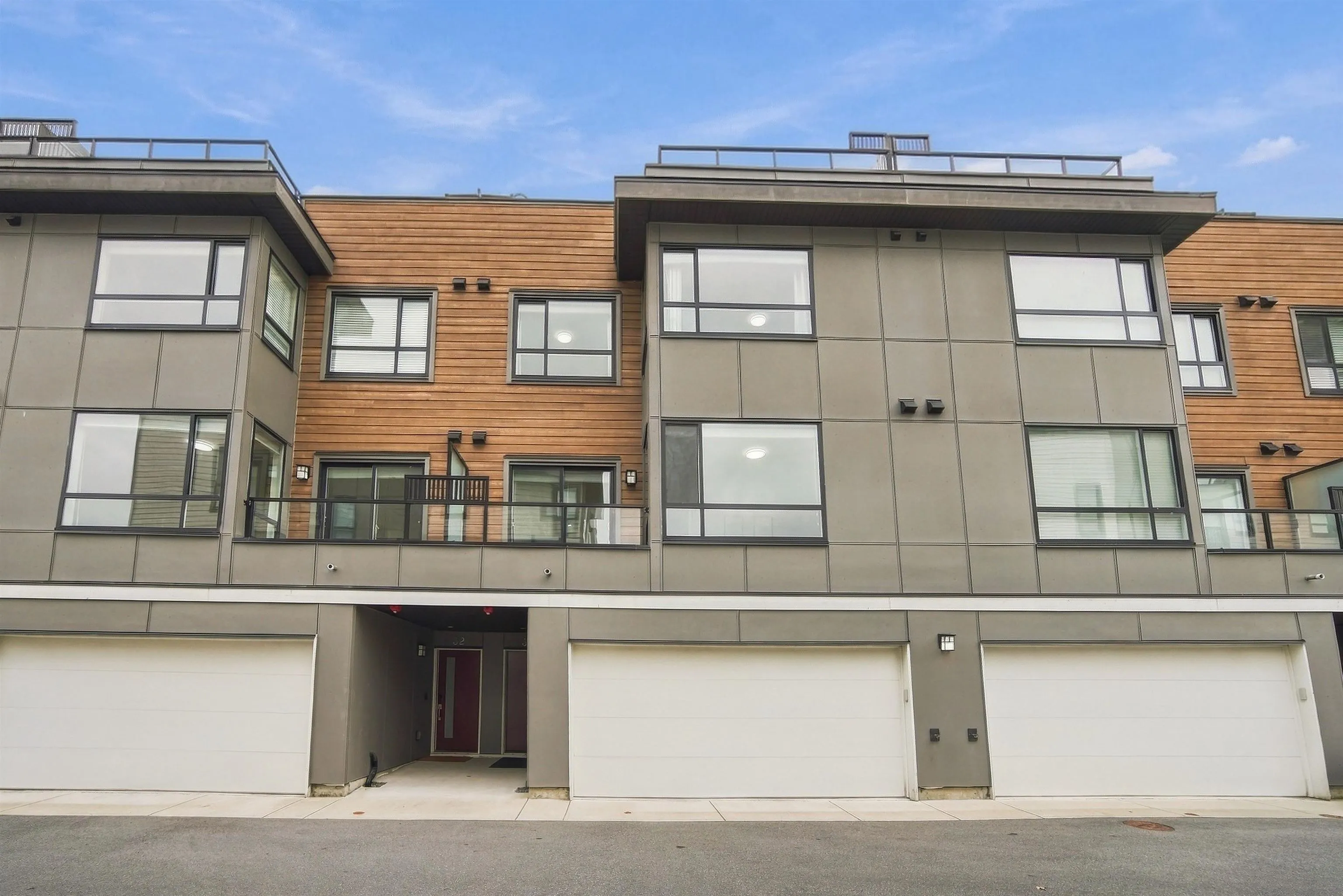 19631 55a Avenue #31
