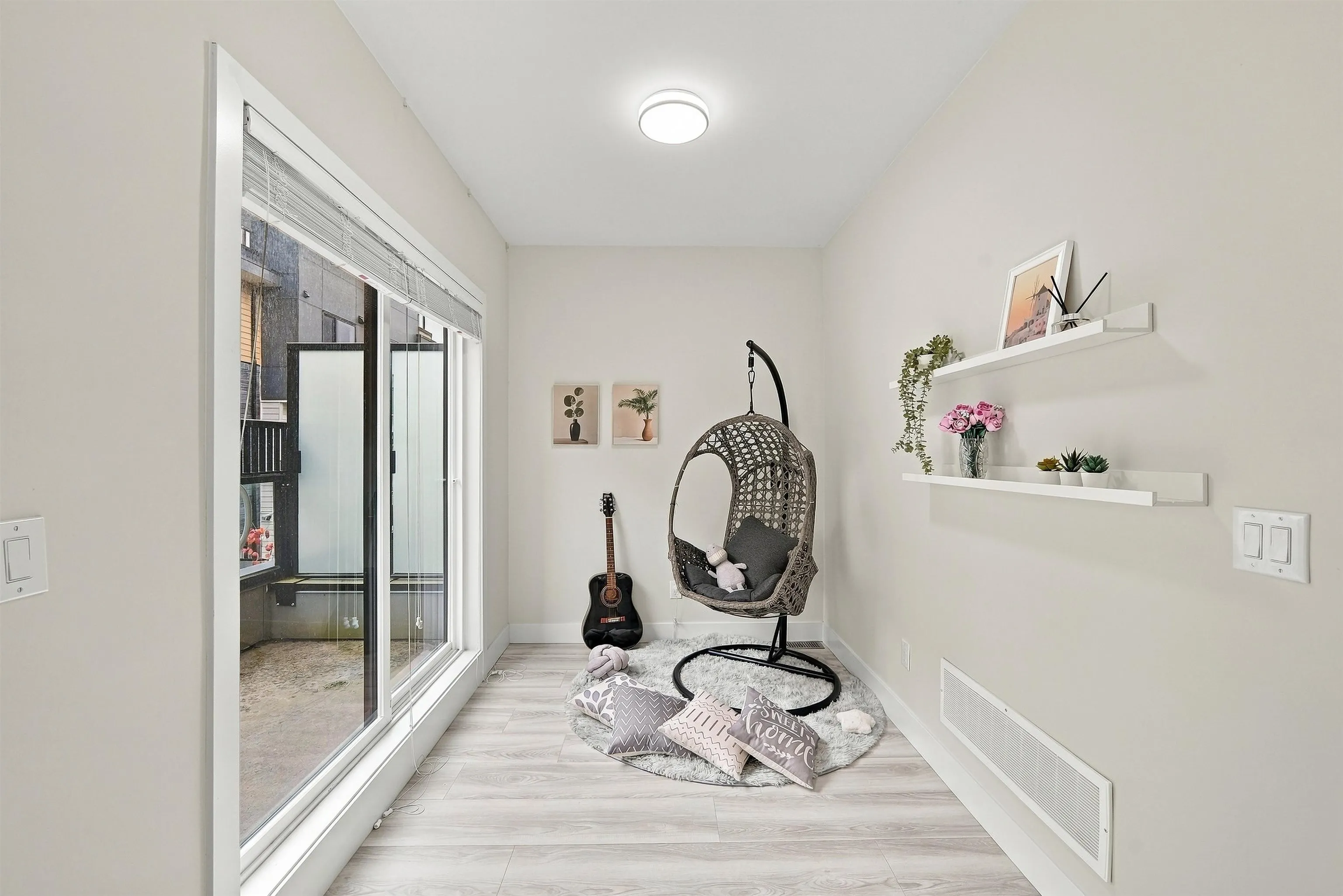 19631 55a Avenue #31