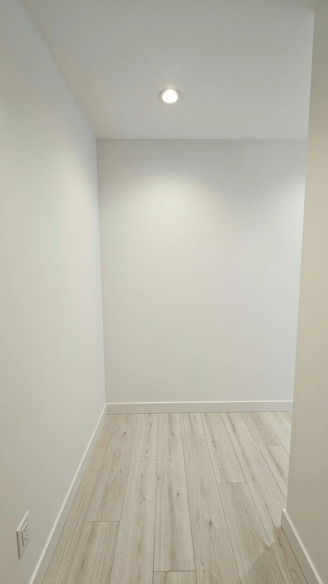 6080 Mckay Avenue #2104