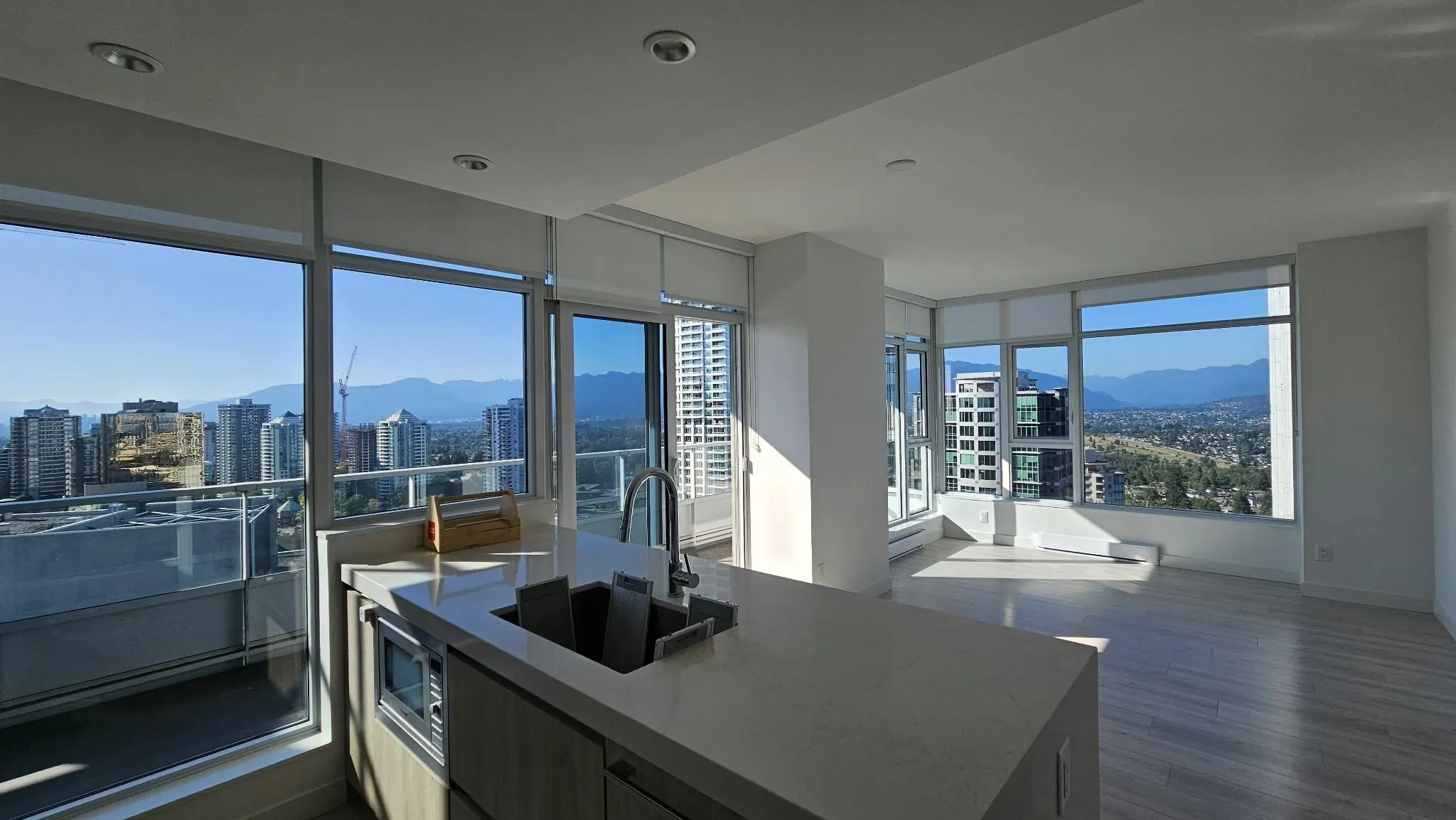 6080 Mckay Avenue #2104