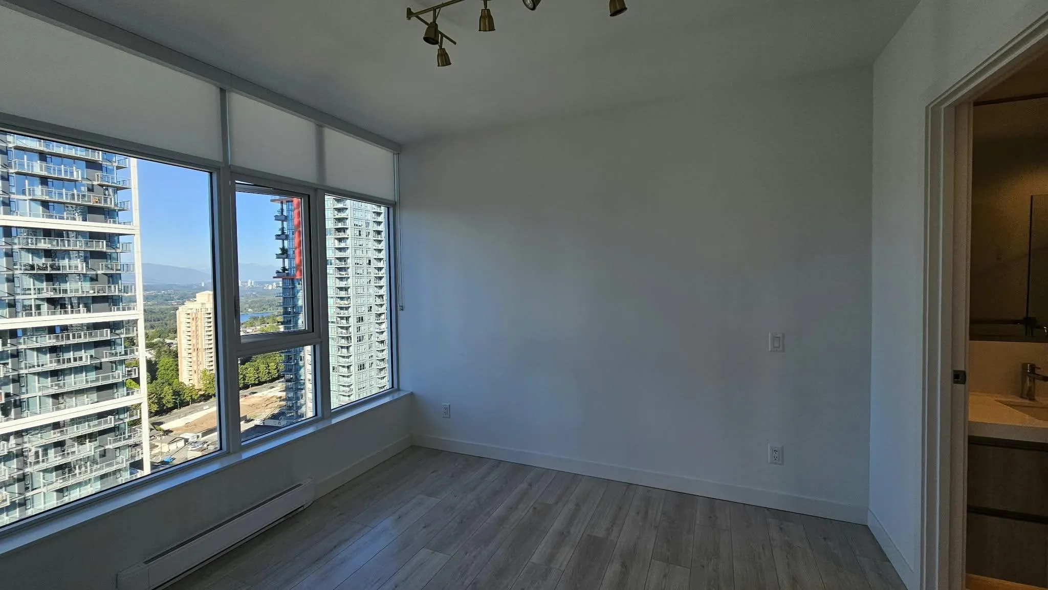 6080 Mckay Avenue #2104