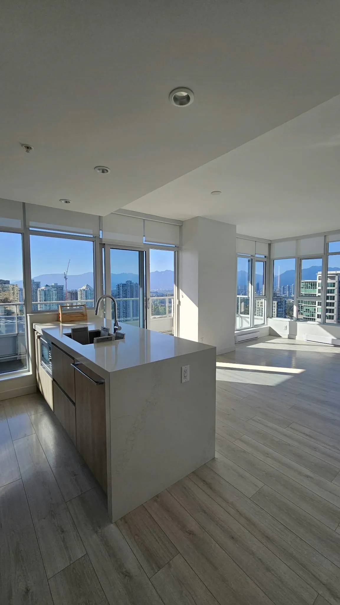 6080 Mckay Avenue #2104