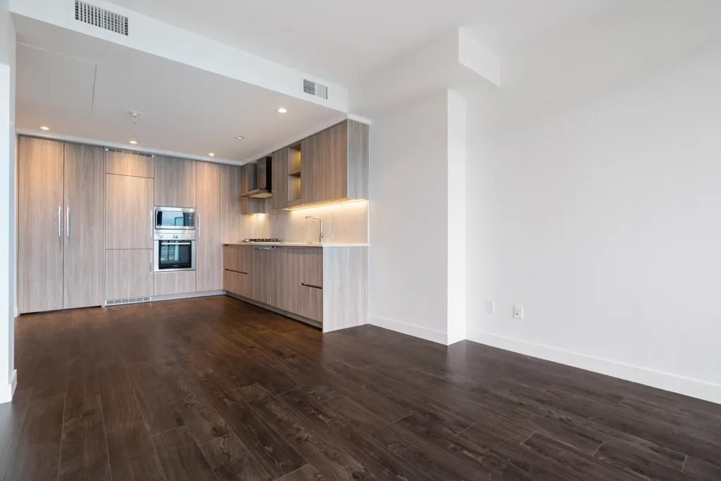 4730 Lougheed Highway #1707