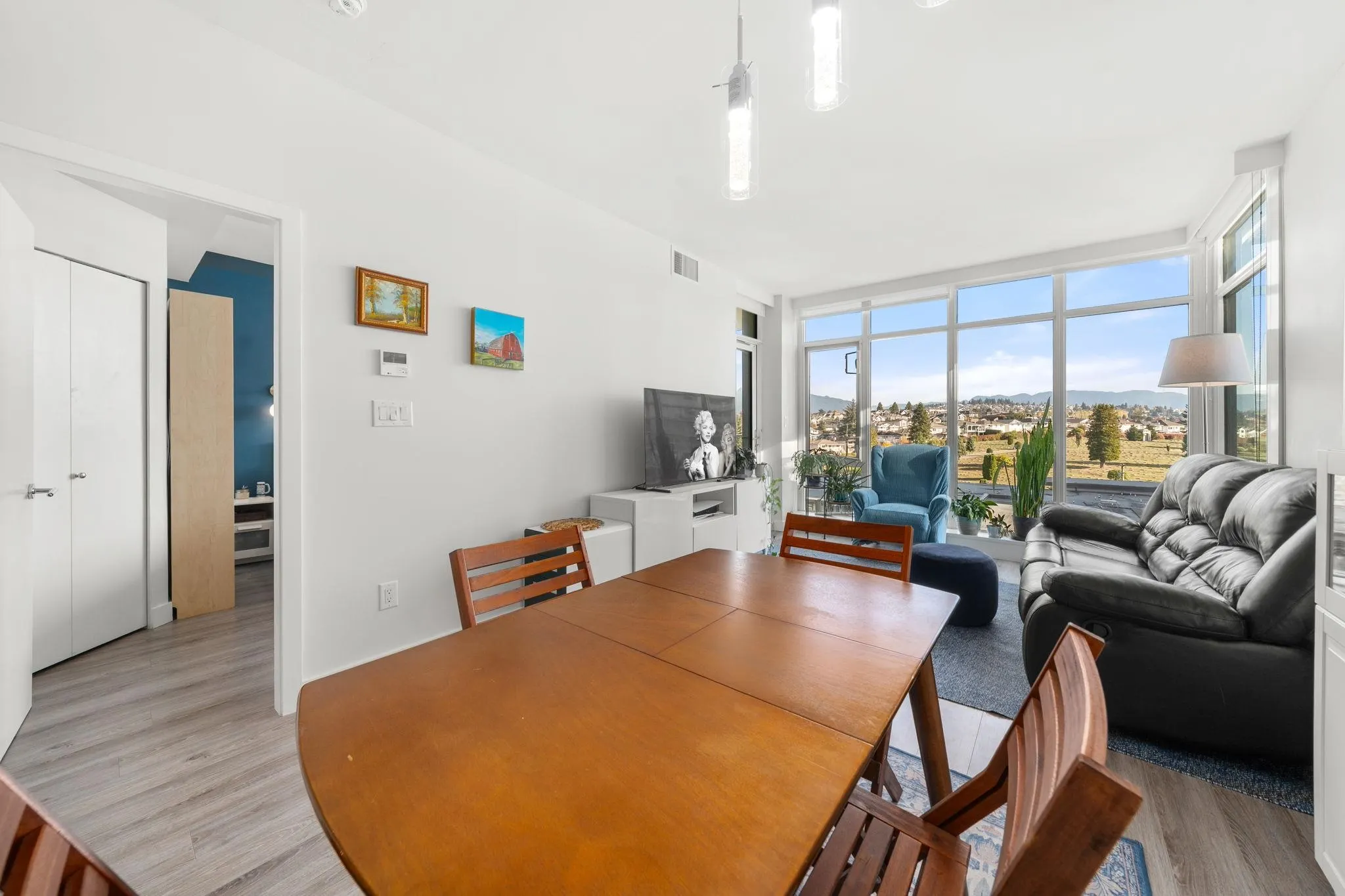 1788 Gilmore Avenue #909