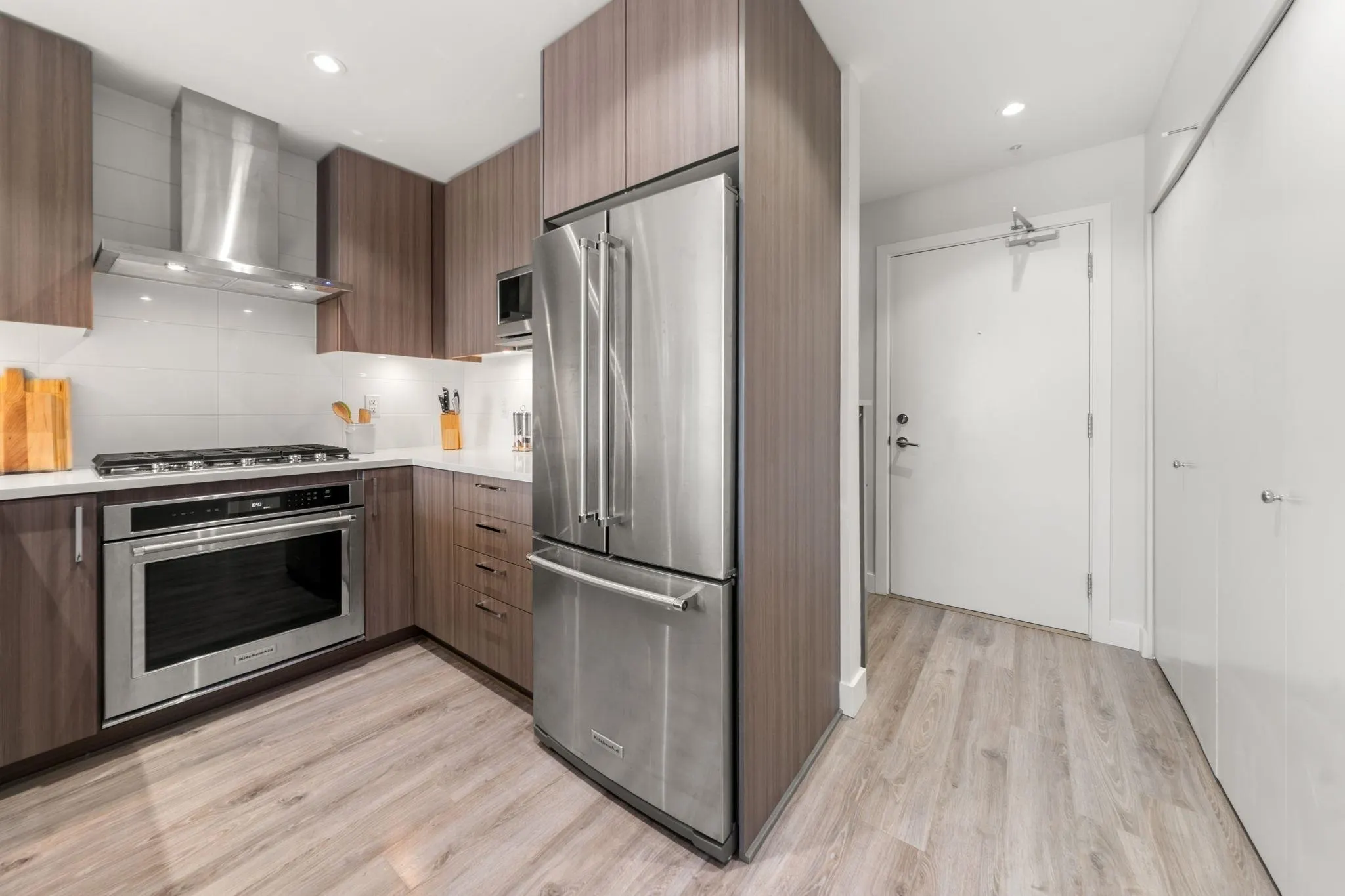 1788 Gilmore Avenue #909