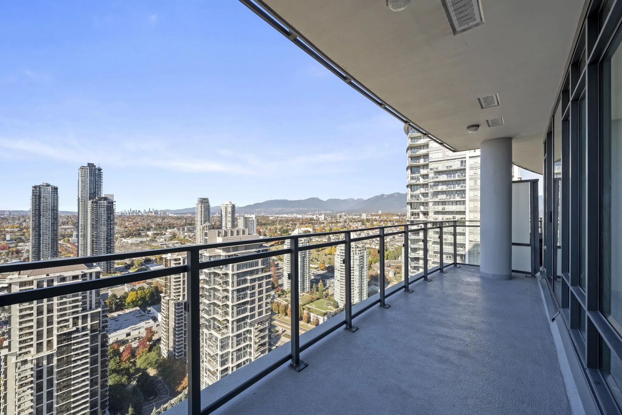 2085 Skyline Court #3601