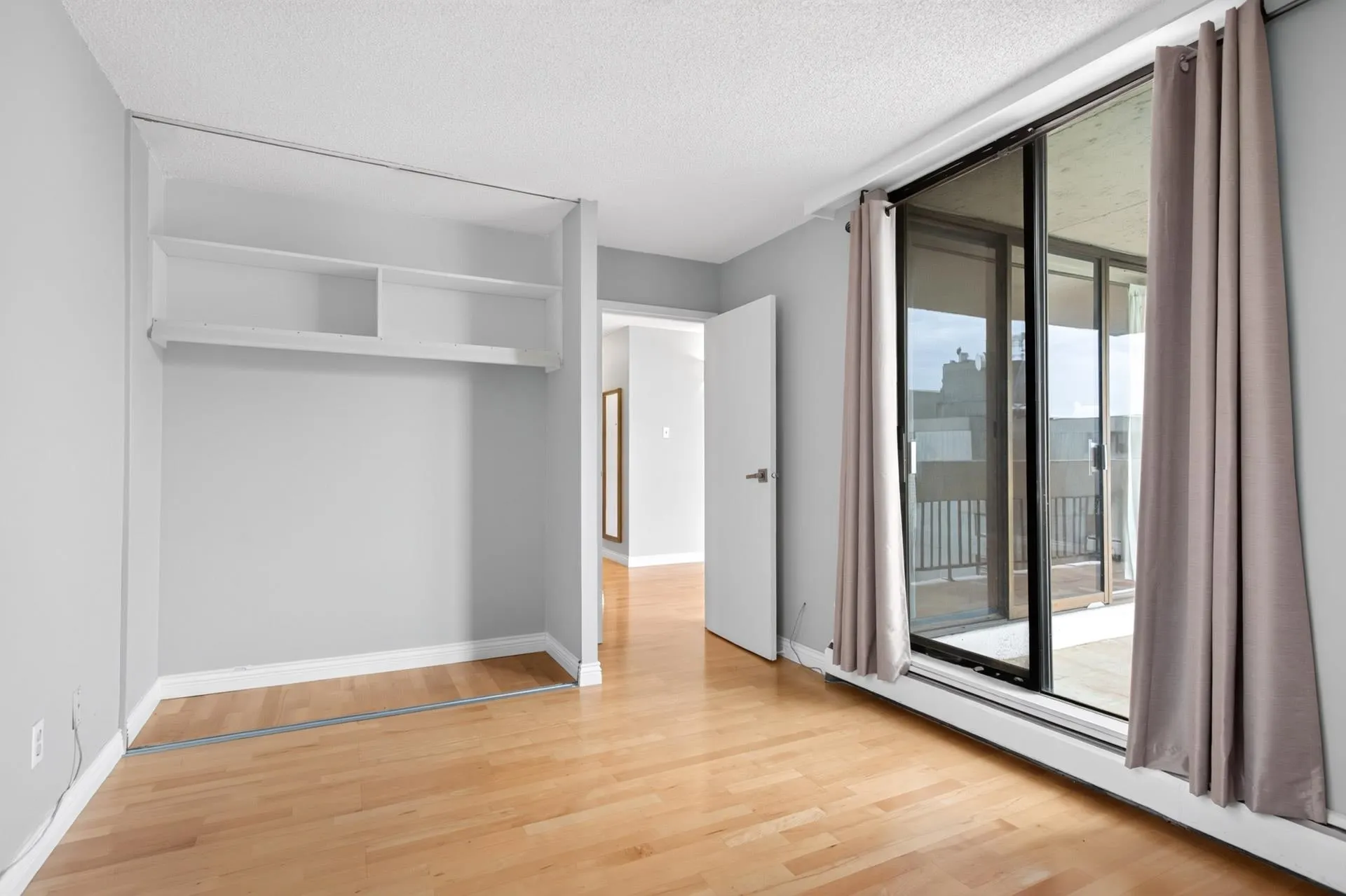 6689 Willingdon Avenue #1505