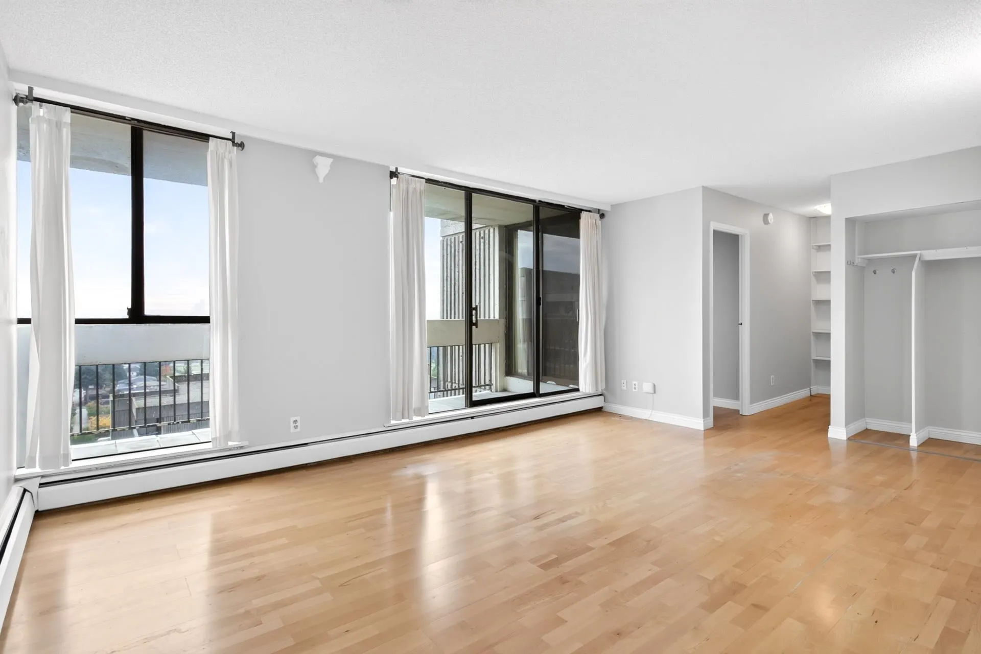 6689 Willingdon Avenue #1505