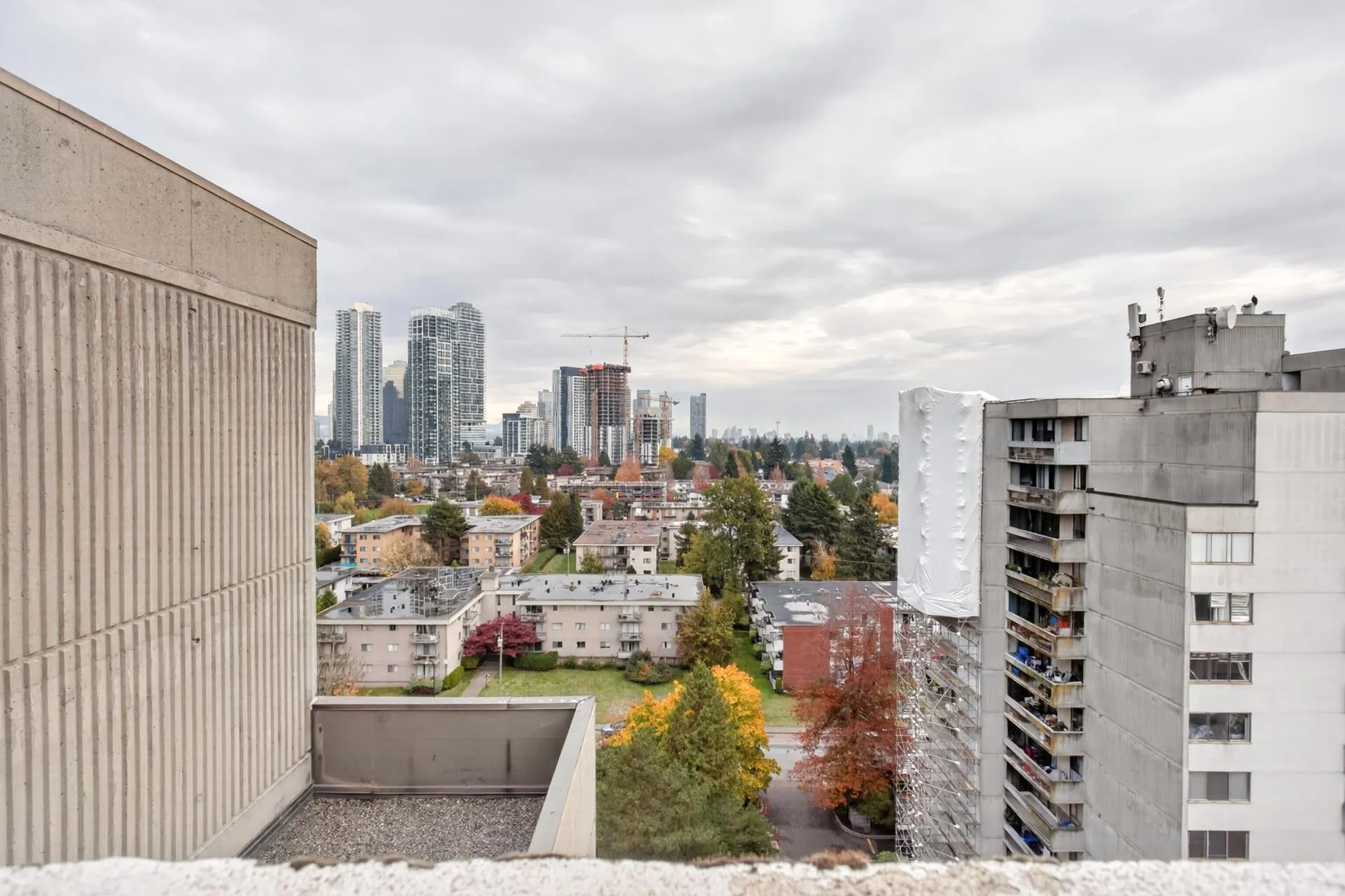 6689 Willingdon Avenue #1505