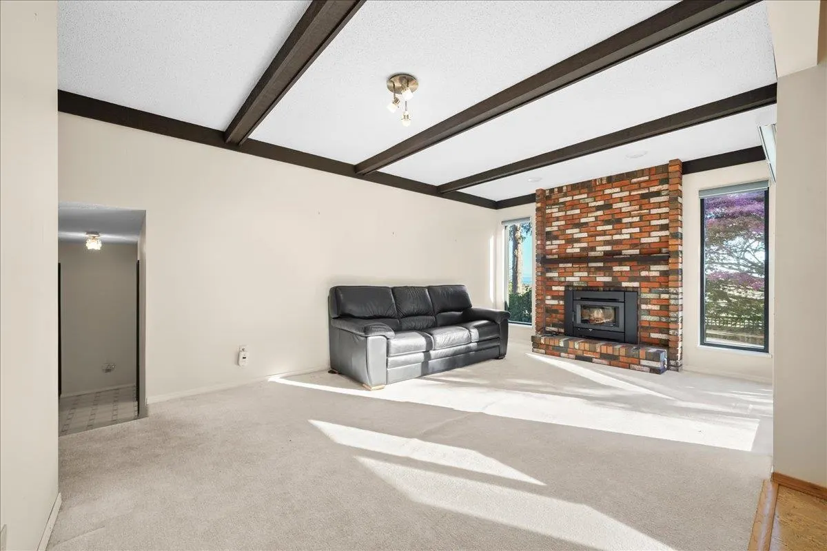 364 54 Street