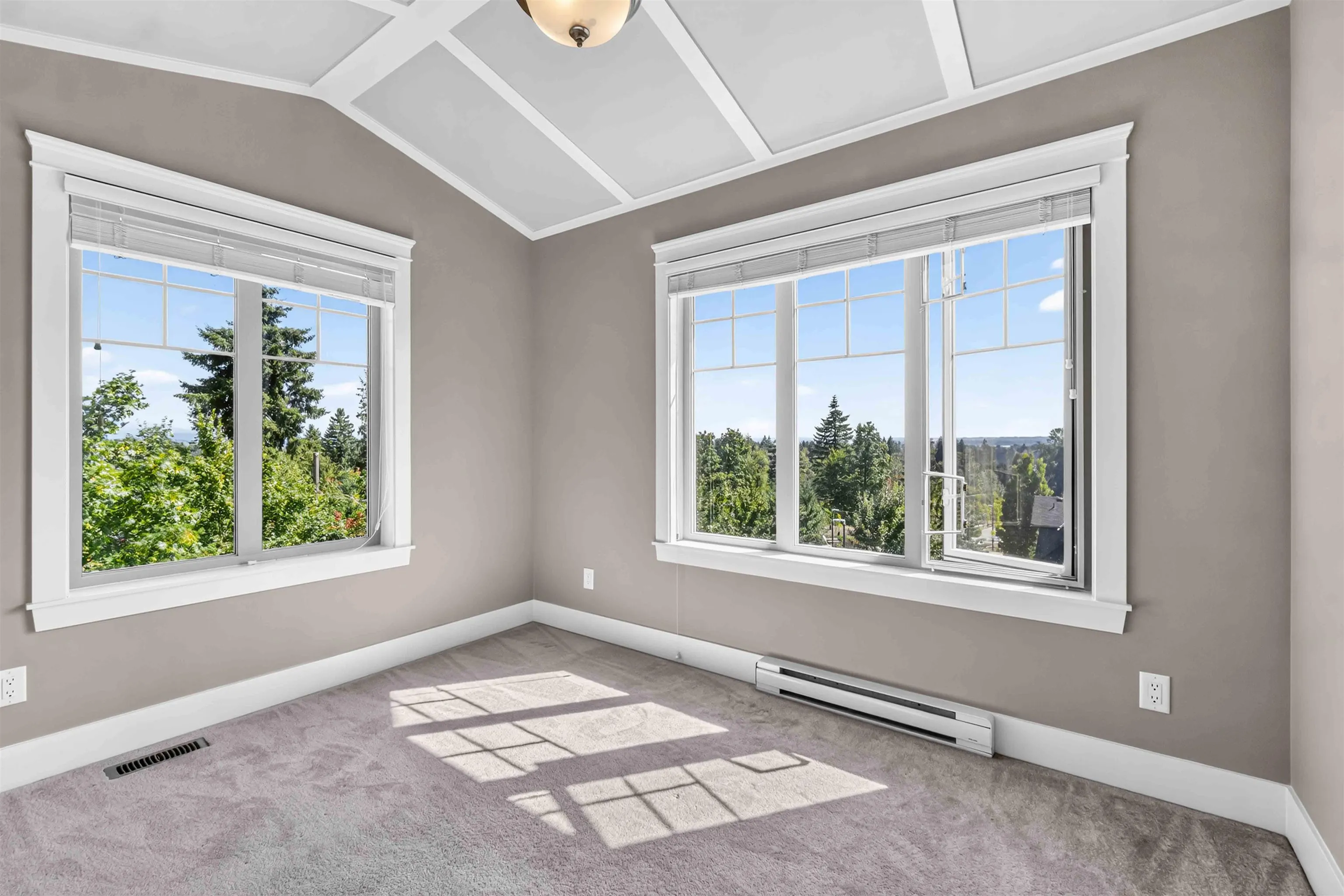 3416 Roxton Avenue #108