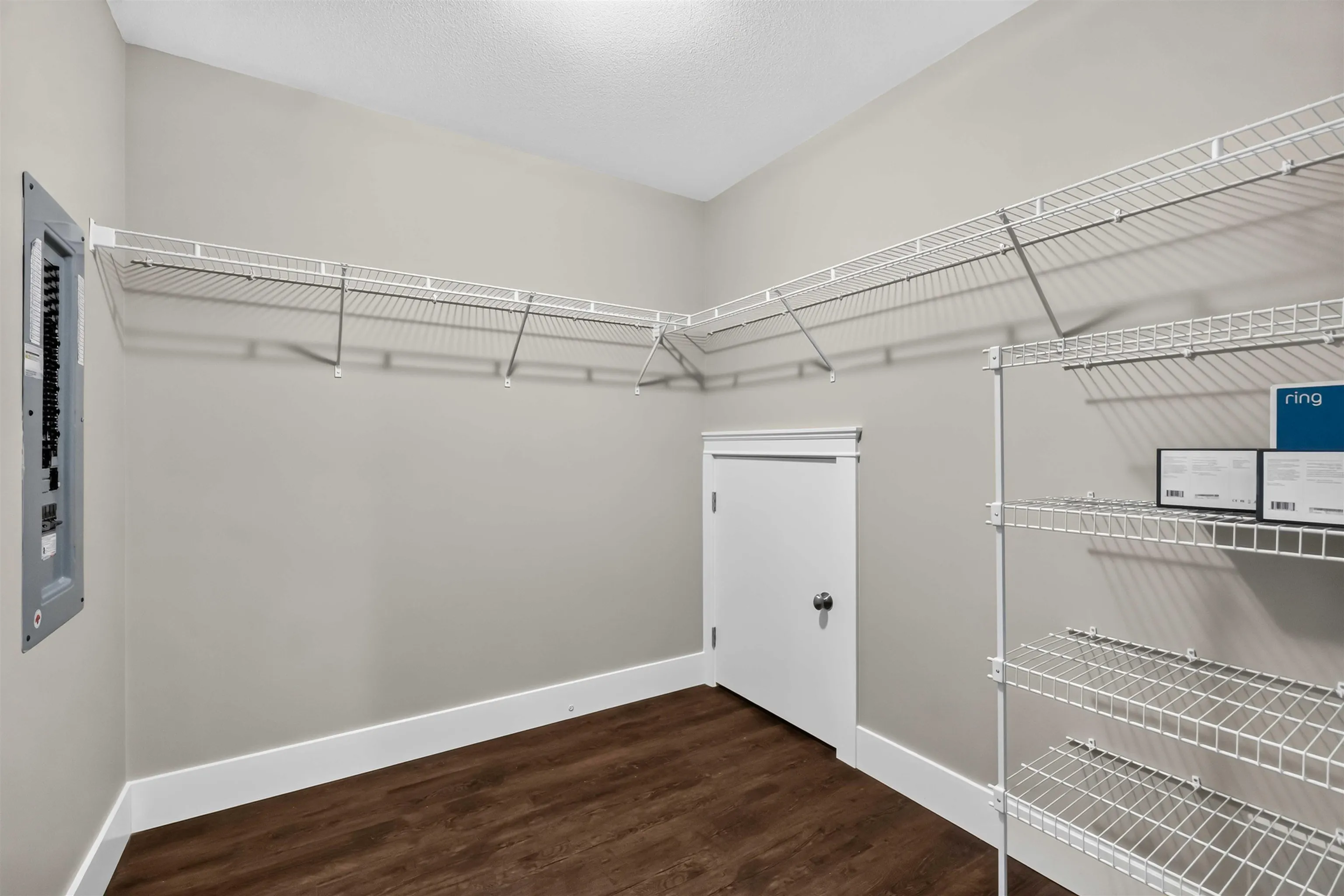 3416 Roxton Avenue #108