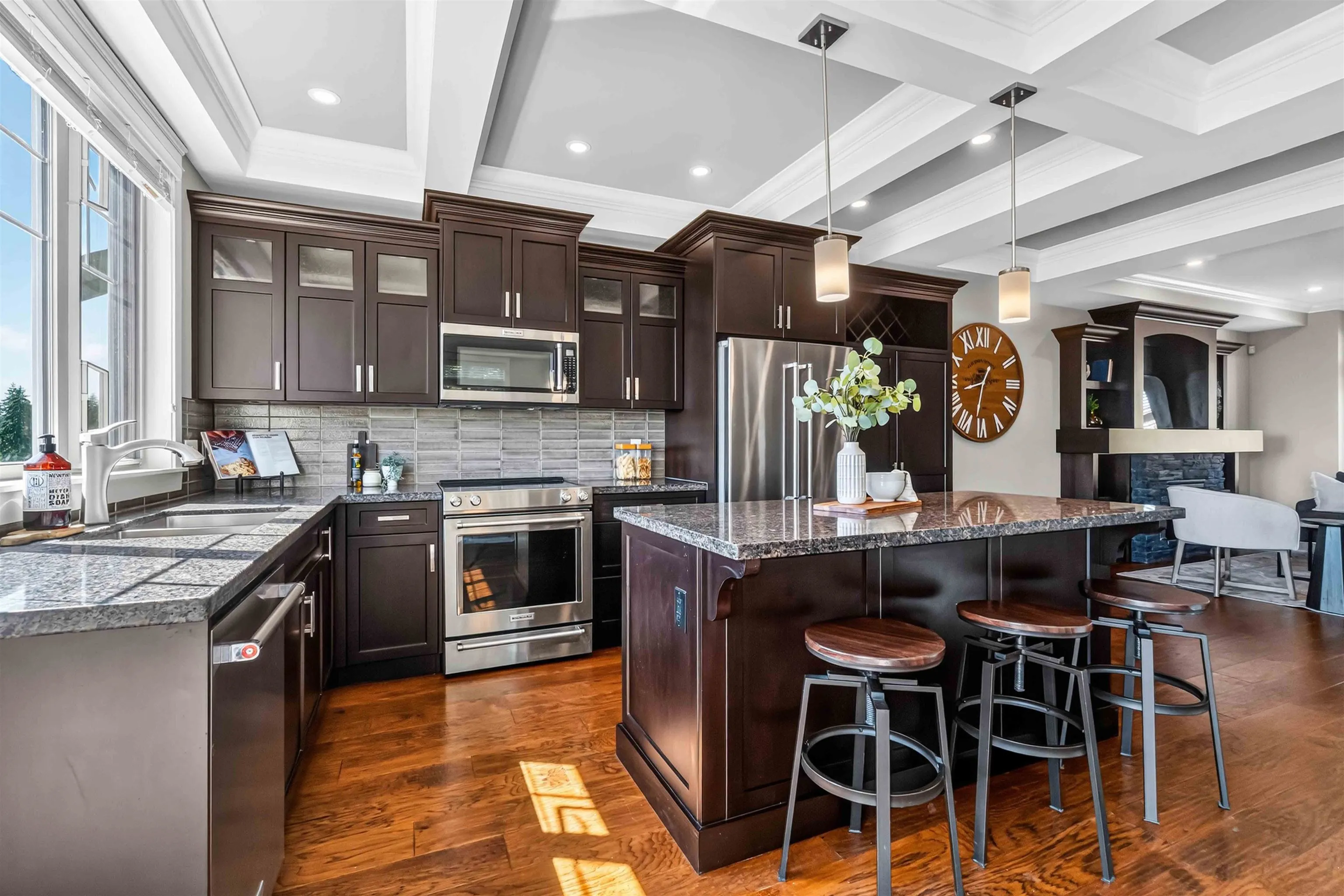 3416 Roxton Avenue #108