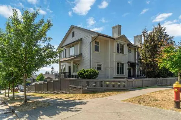 3416 Roxton Avenue #108
