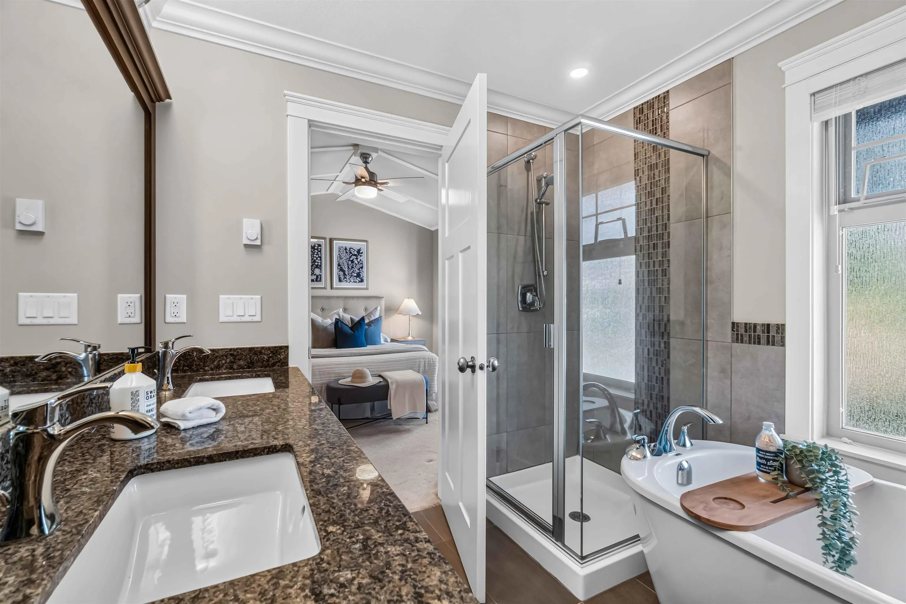 3416 Roxton Avenue #108