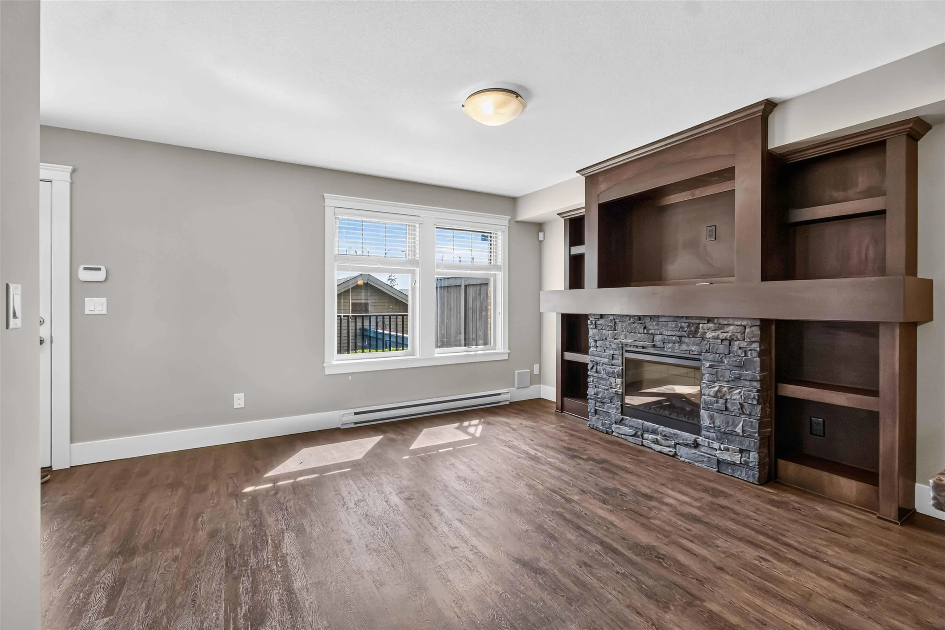 3416 Roxton Avenue #108