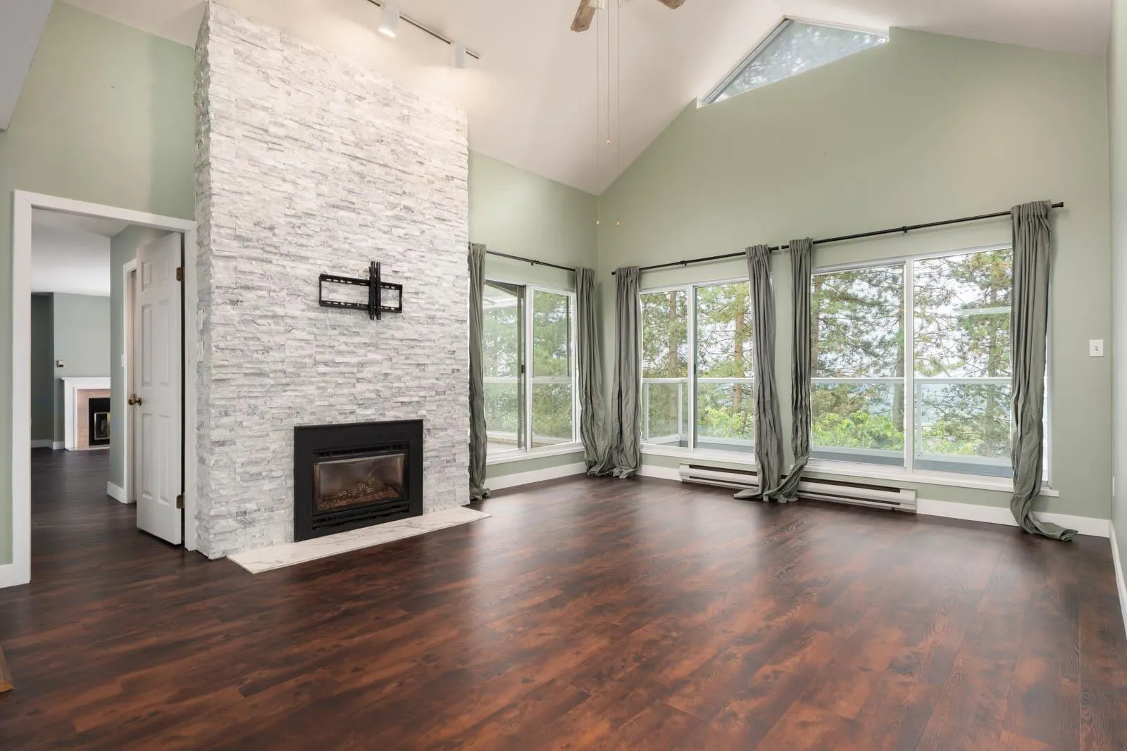 2733 Atlin Place #403
