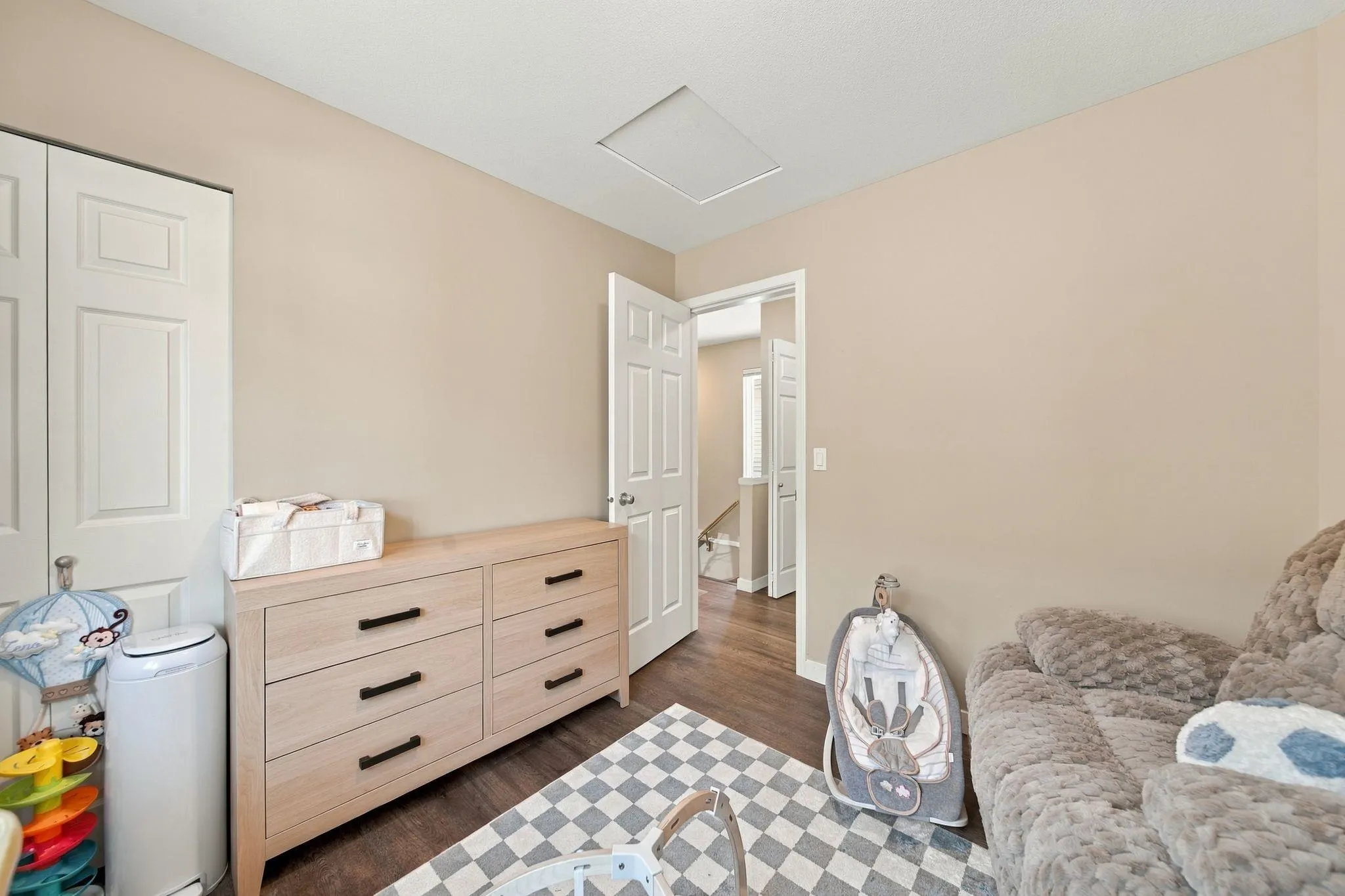 24115 102a Avenue