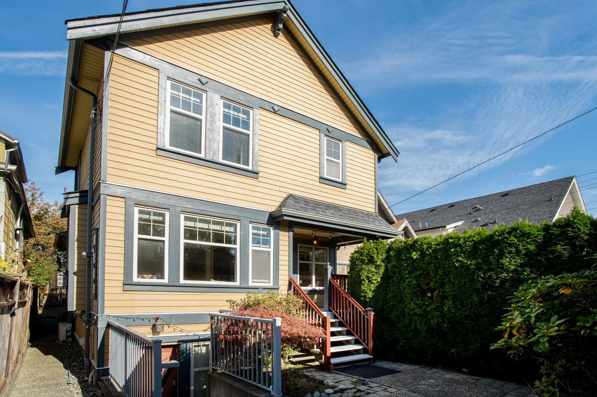 768 E 11th Avenue