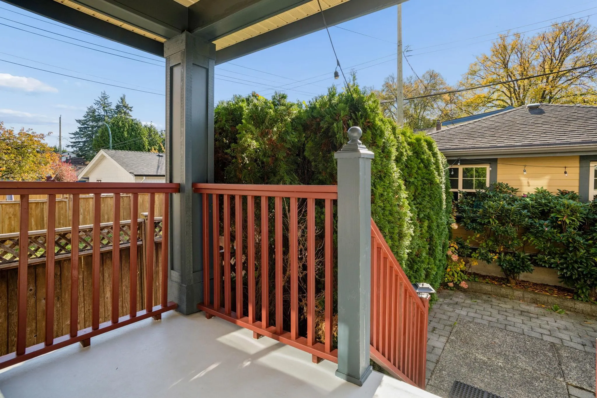 768 E 11th Avenue