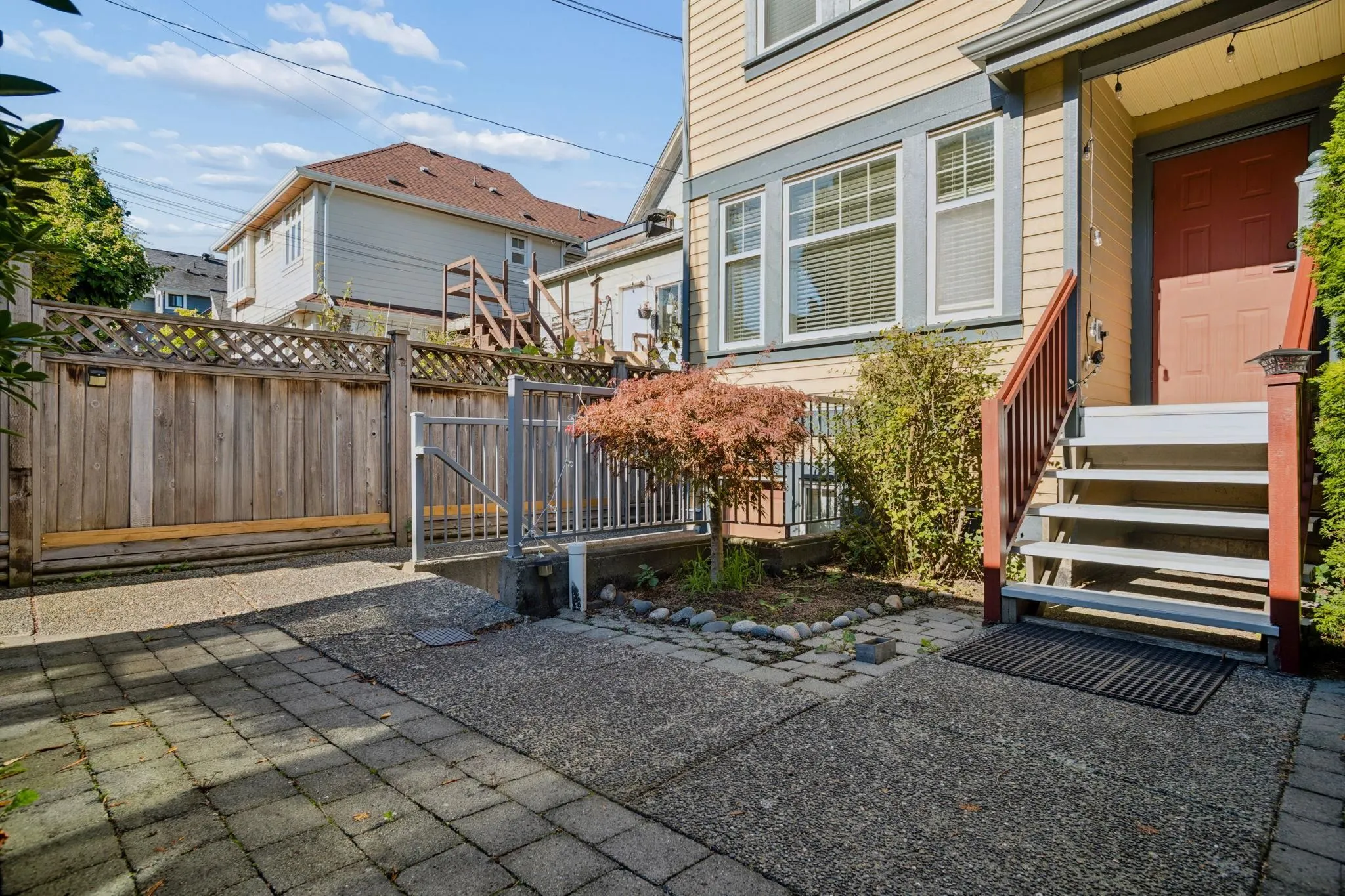 768 E 11th Avenue