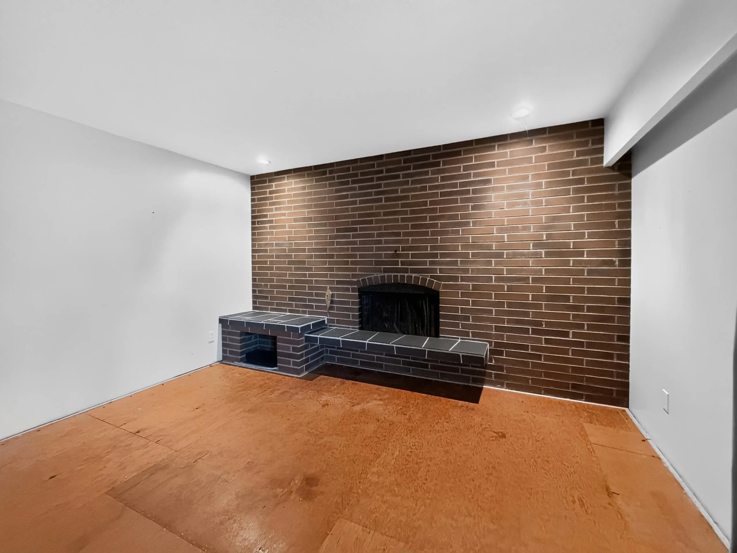 976 Winslow Avenue