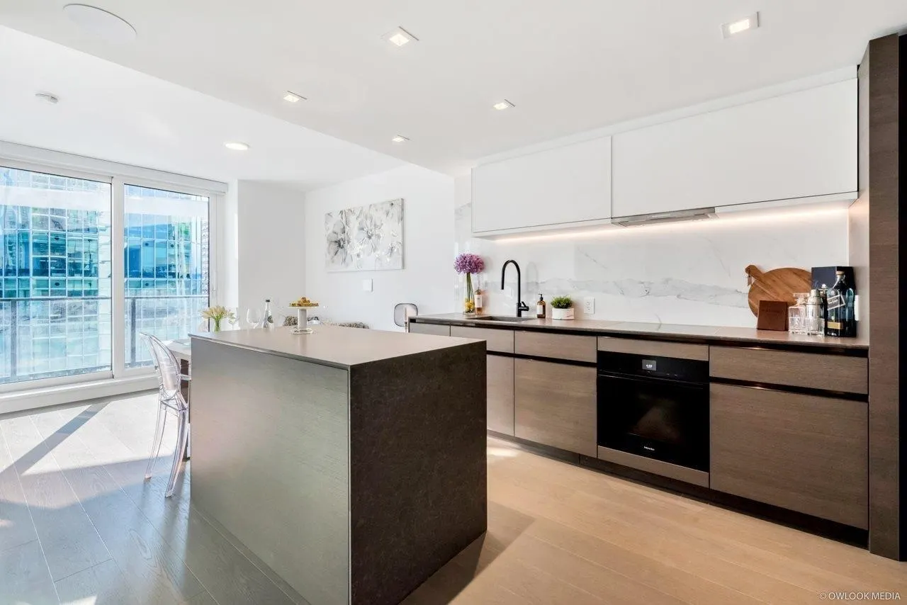 620 Cardero Street #2304