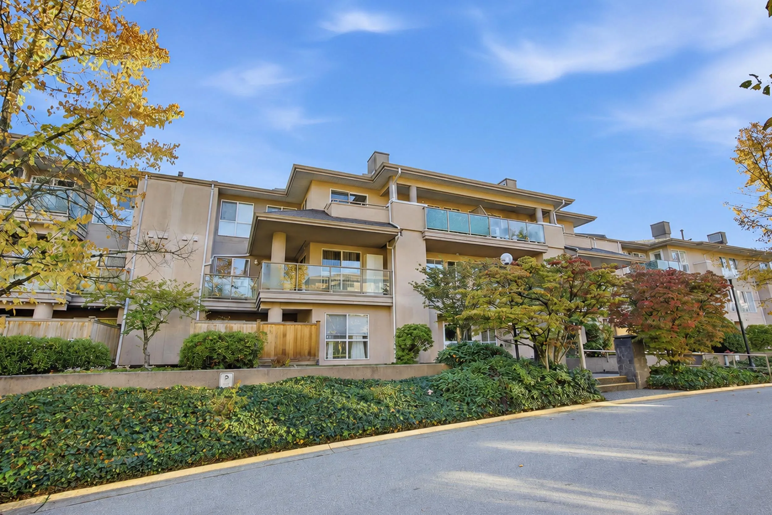 14993 101a Avenue #306
