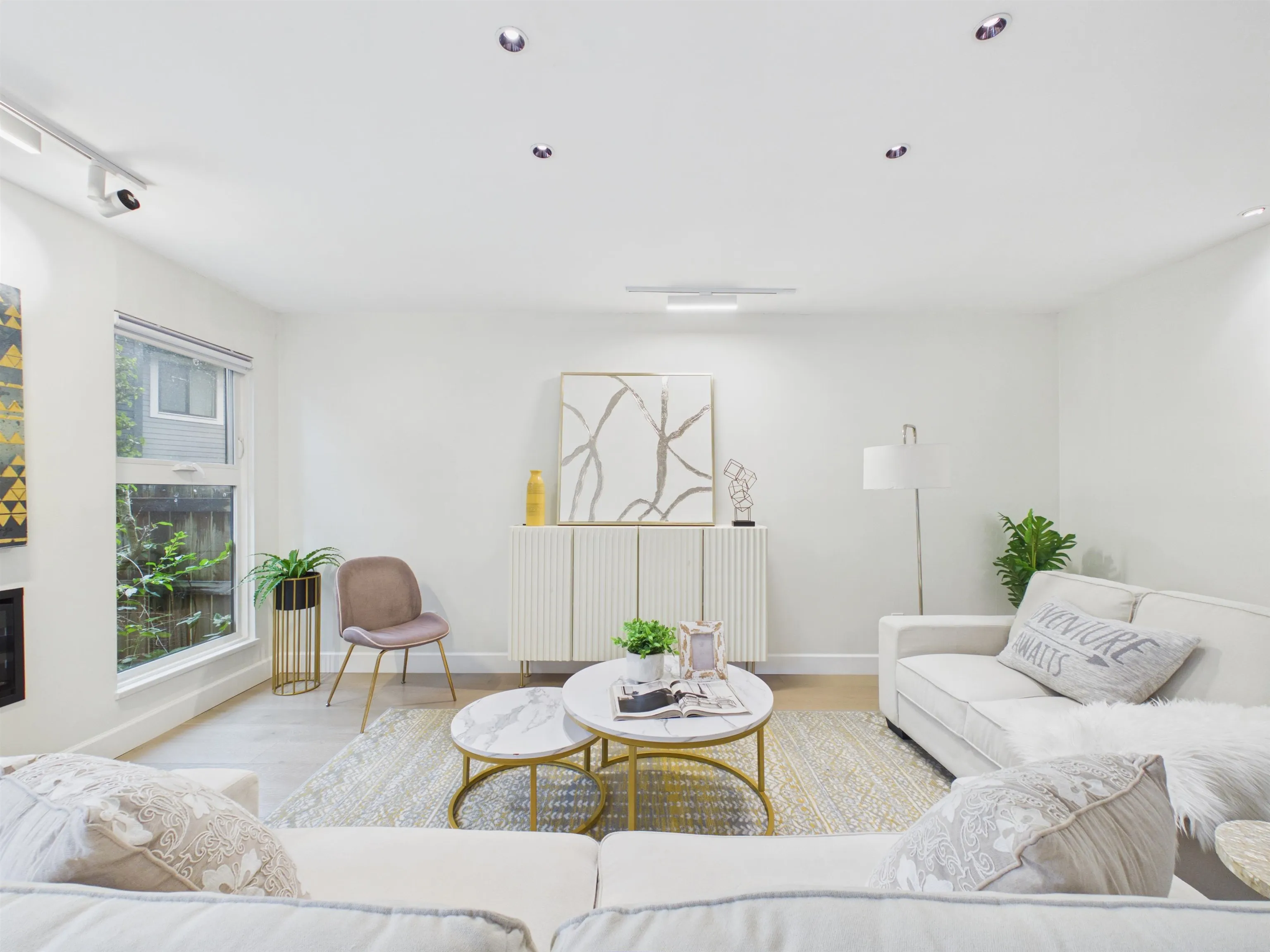 7414 Echo Place