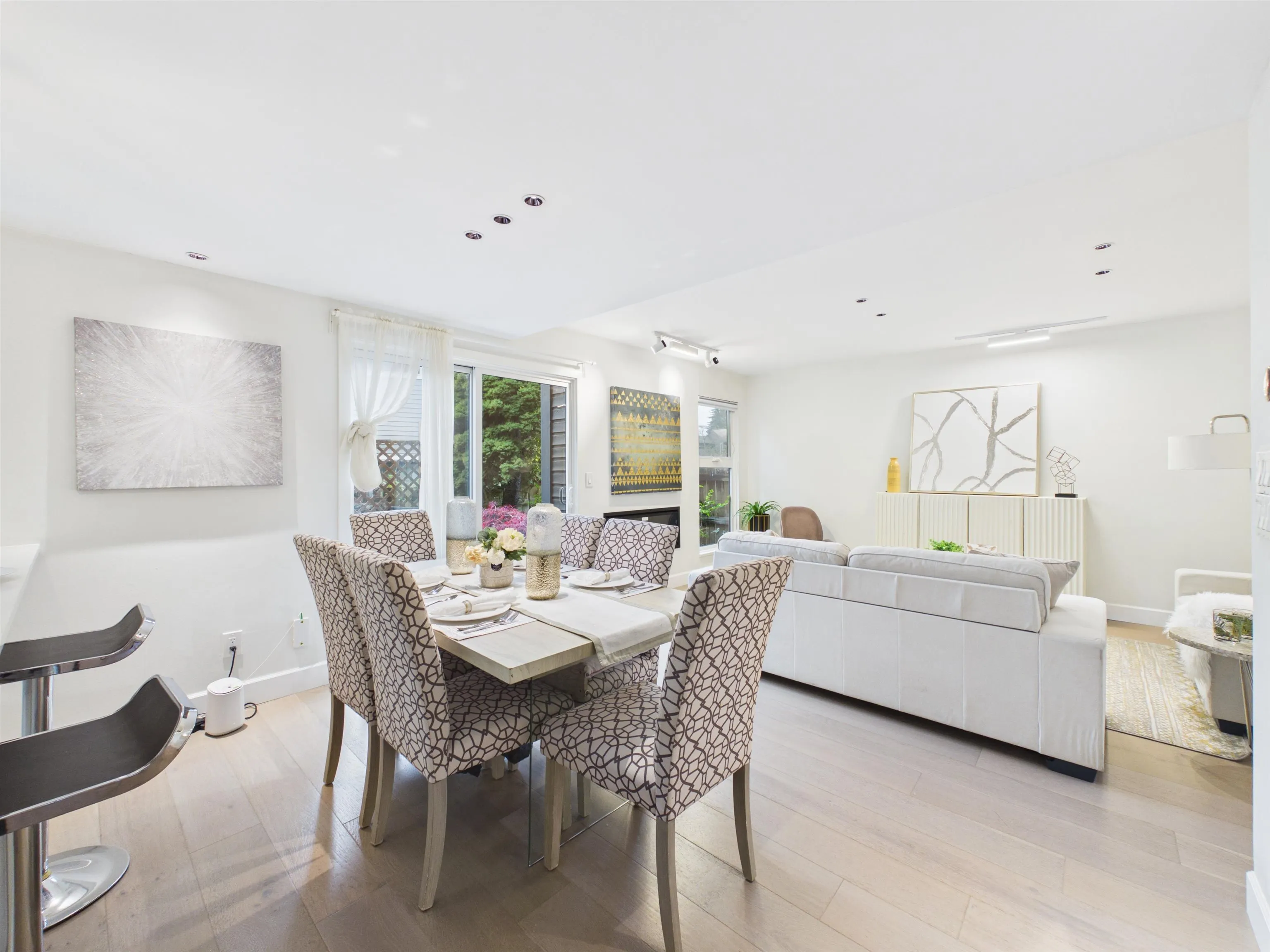 7414 Echo Place