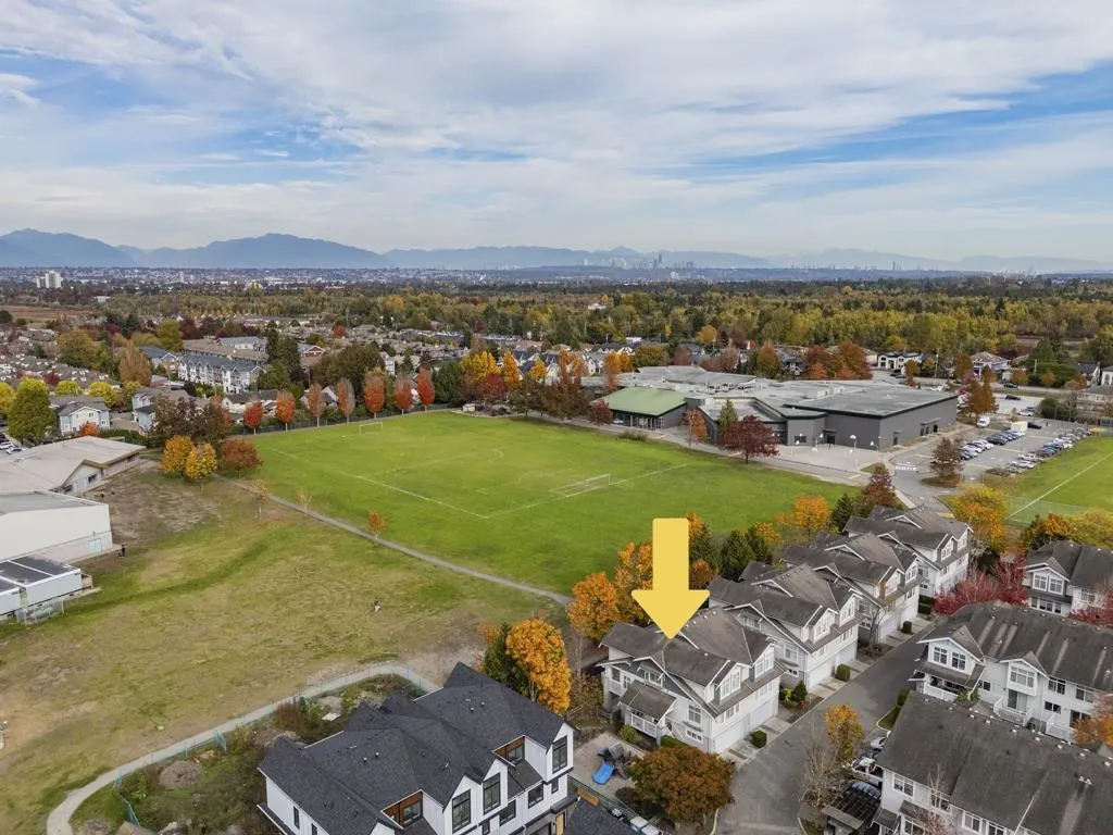 9533 Granville Avenue #31