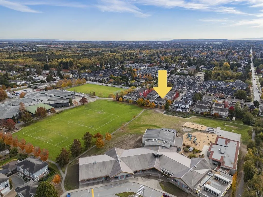 9533 Granville Avenue #31