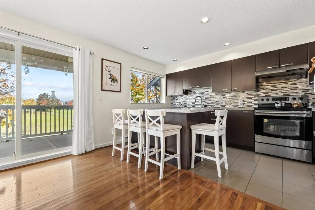 9533 Granville Avenue #31