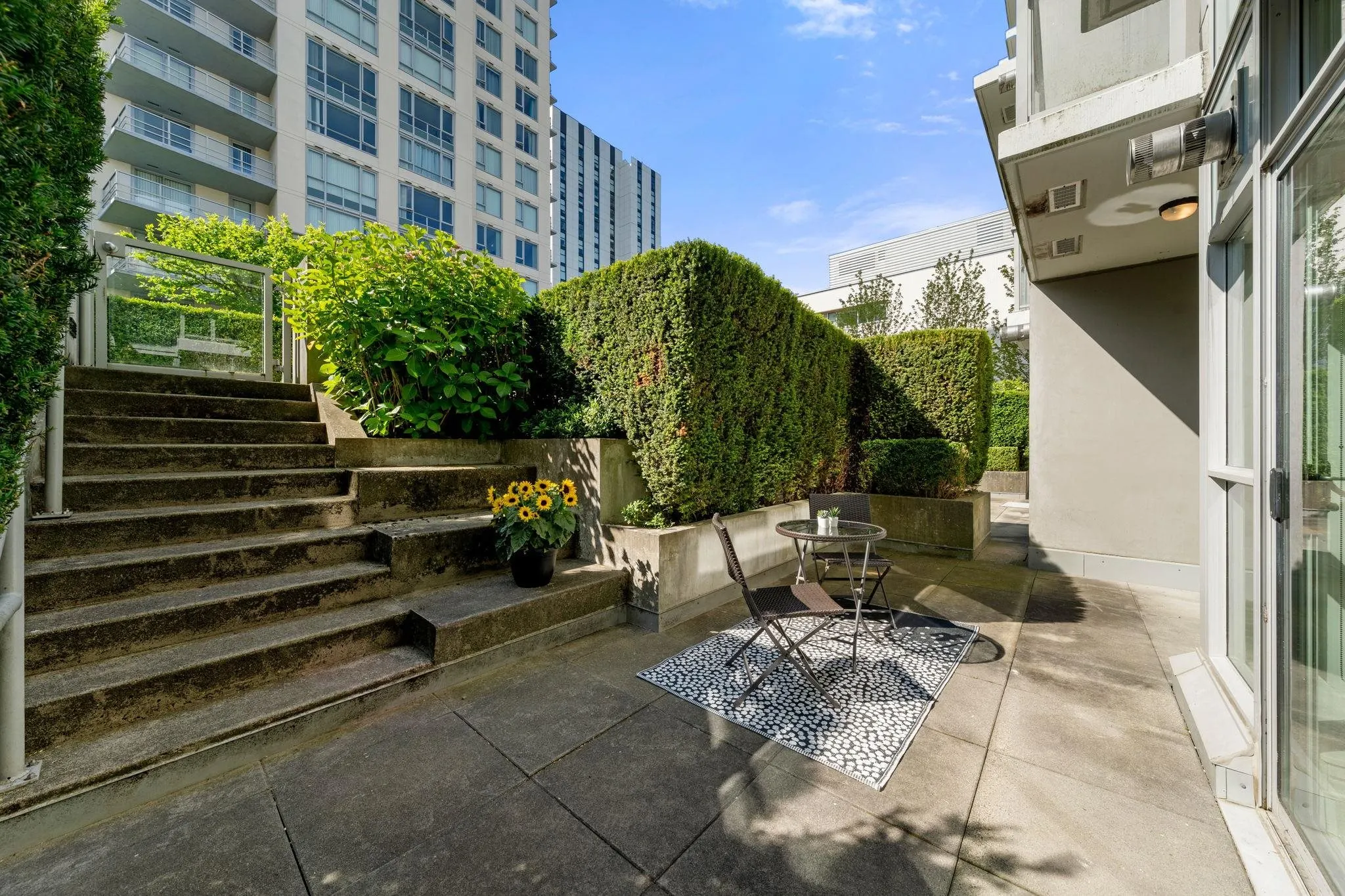 6080 Iona Drive #102