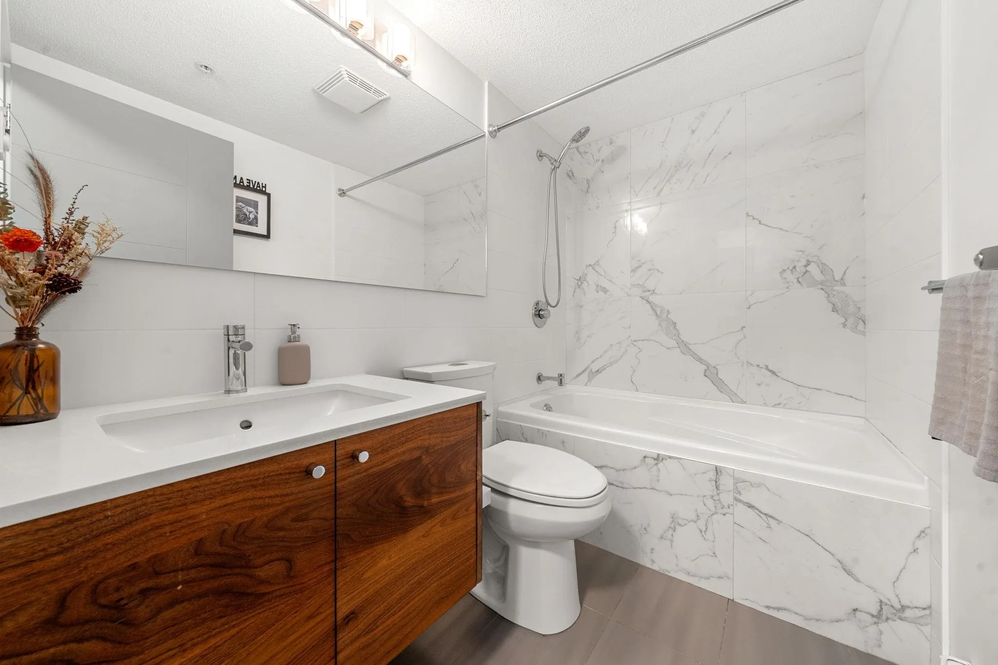 124 W 3rd Street #404