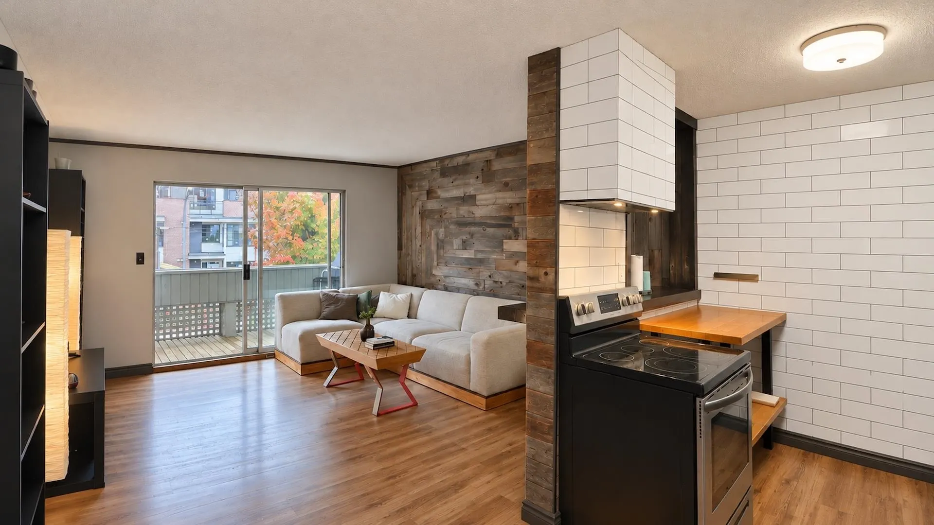 2055 Suffolk Avenue #207