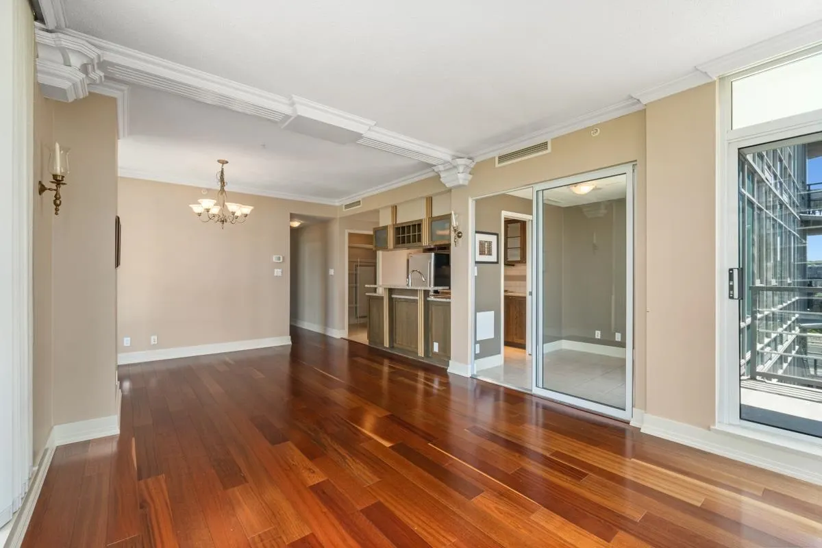 1483 Homer Street #606