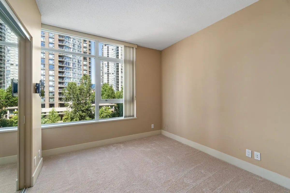 1483 Homer Street #606