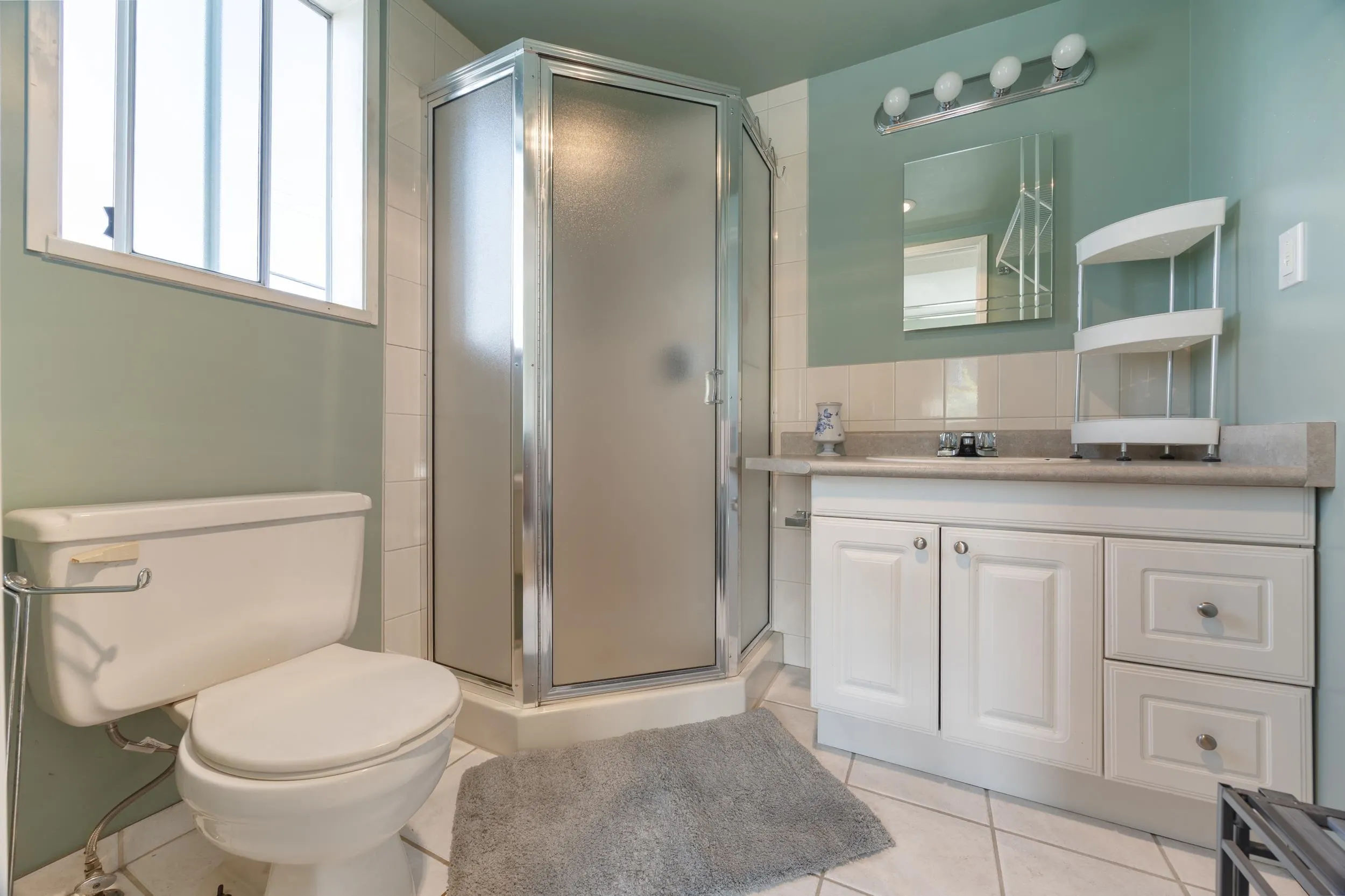 3325 Seaforth Drive