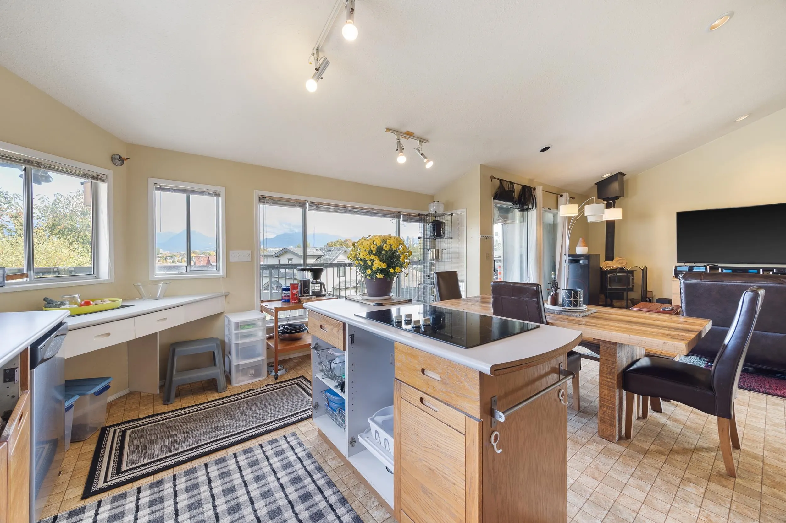 3325 Seaforth Drive