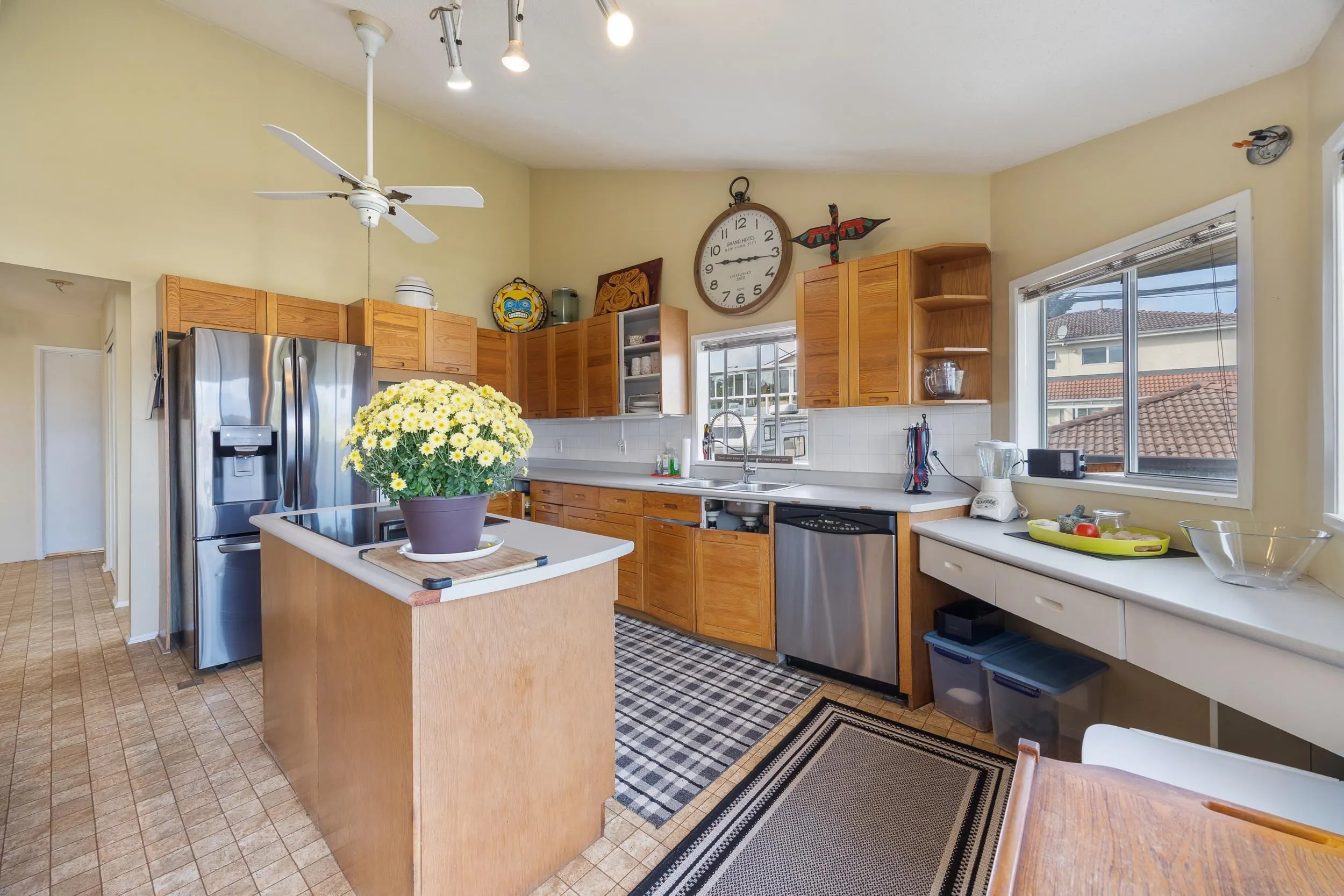 3325 Seaforth Drive