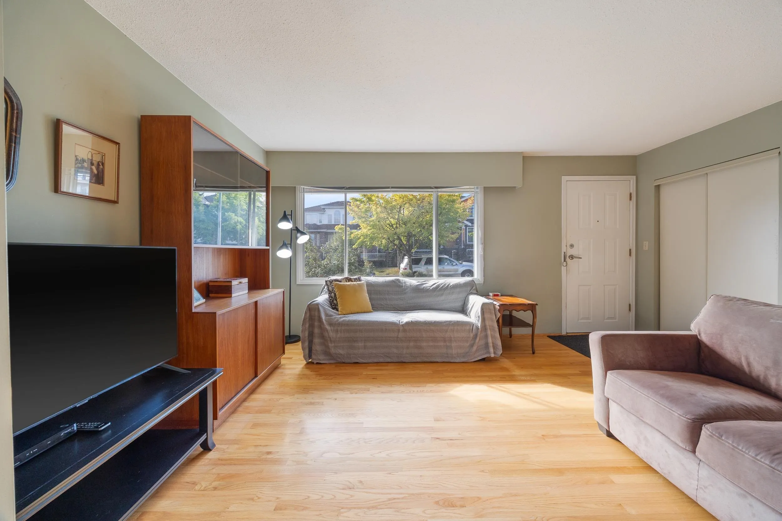 3325 Seaforth Drive